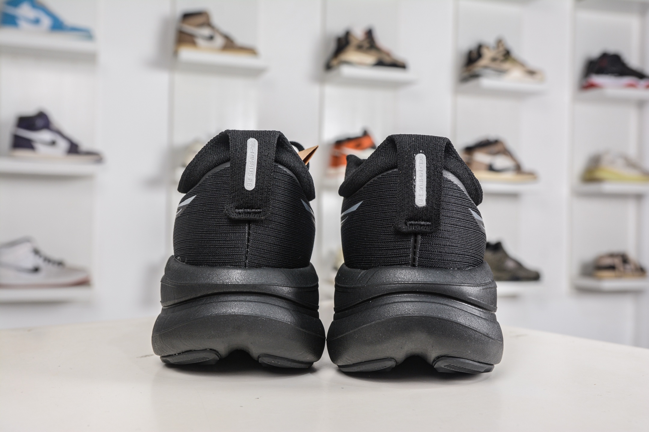 190 Asics GEL-Nimbus 28 亚瑟士缓震跑鞋 1011C591-002