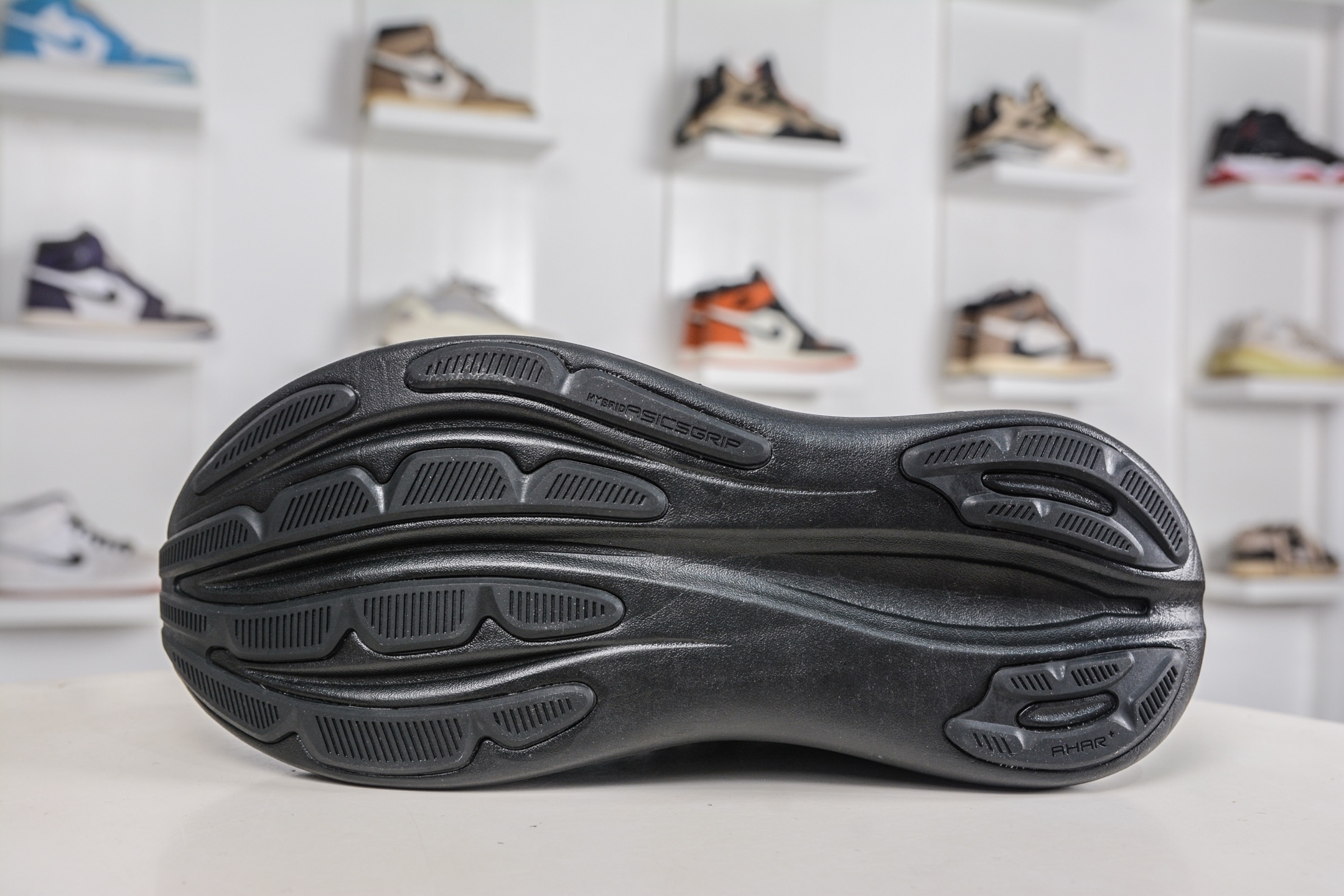 190 Asics GEL-Nimbus 28 亚瑟士缓震跑鞋 1011C591-002