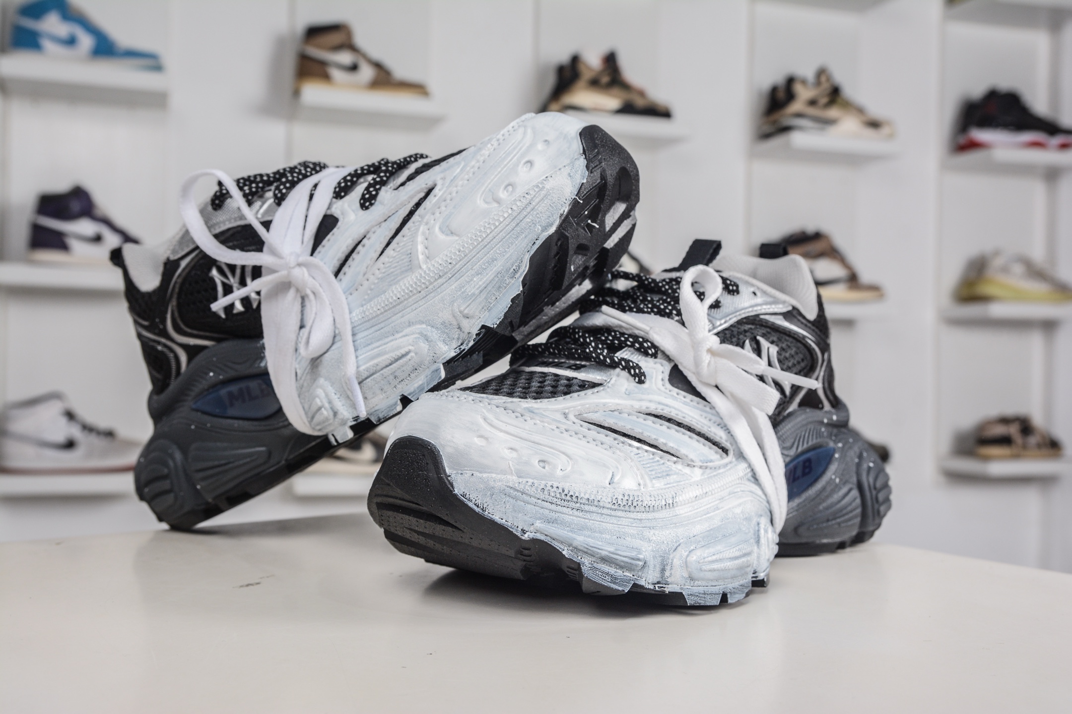 350 MLB NY 印花网红老爹跑鞋 手工定定制涂鸦恶作剧 3ASHWD15N 50BKS