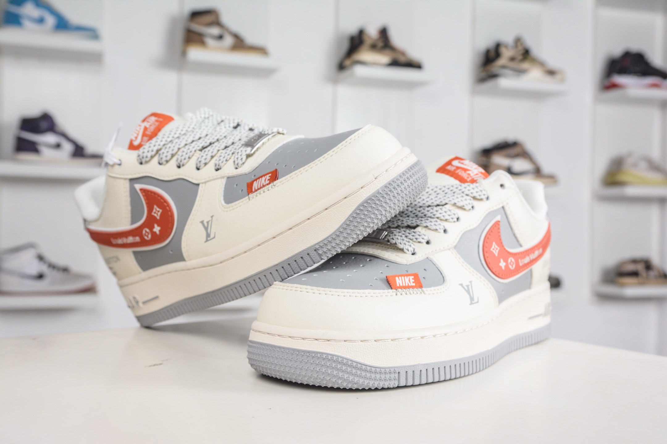 260 Nike Air Force 1 Low 07 x Louis VuittLV联名-米灰红拼接 JP8028-070