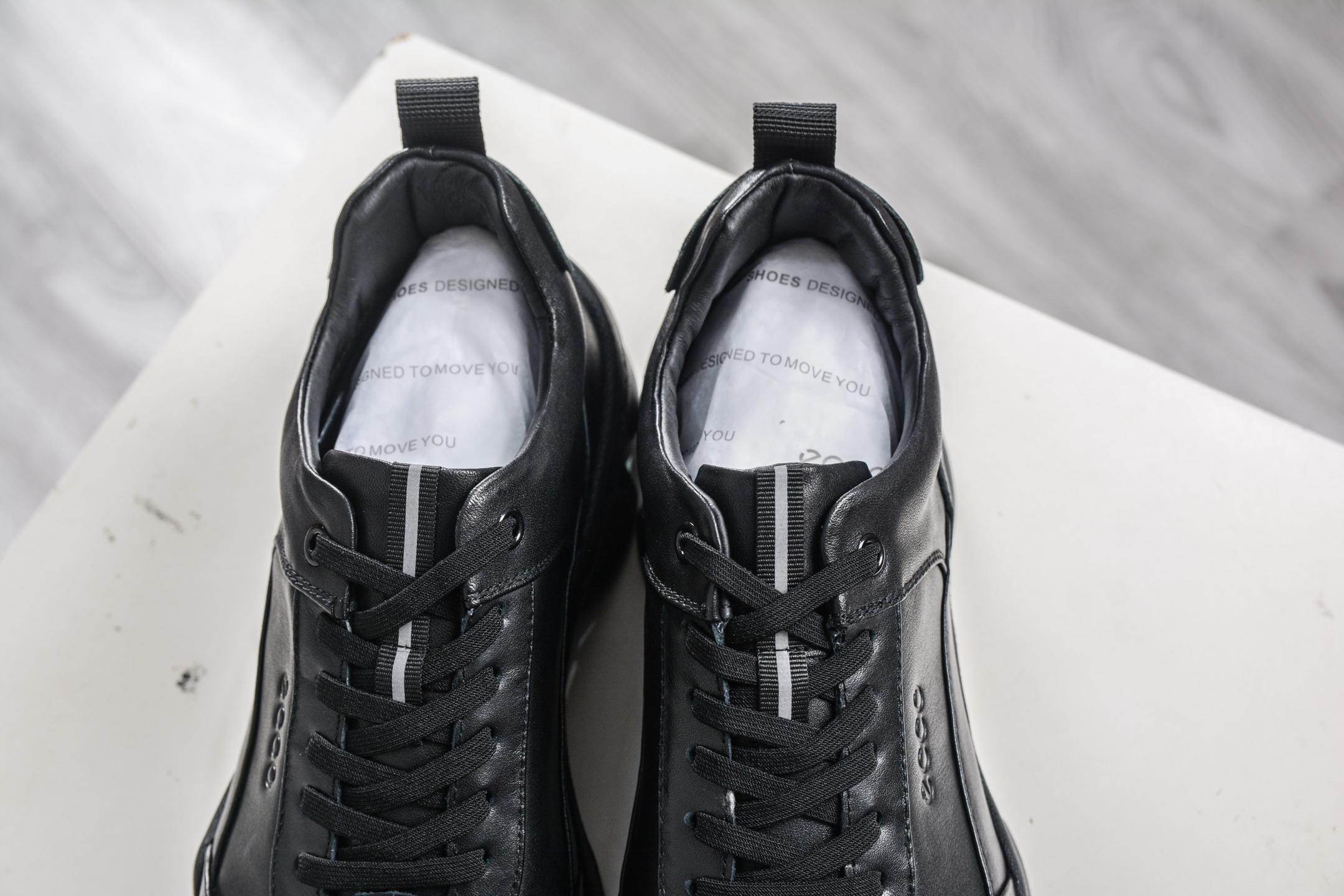 ECCO爱步运动鞋男透气轻便防滑缓震牛皮跑鞋健步BIOMC系列全新品质 甄选优质皮面搭配纺织装饰 882517-01001-Top High Quatity Cheap Sneakers Fashion Clothing Clothes Bags handbags Shoes of all Brand wholesale With The best Quality And Beautiful Price from China Factory Chinese suppliers wholesaler seller ECCO爱步运动鞋男透气轻便防滑缓震牛皮跑鞋健步BIOMC系列全新品质 甄选优质皮面搭配纺织装饰 882517-01001