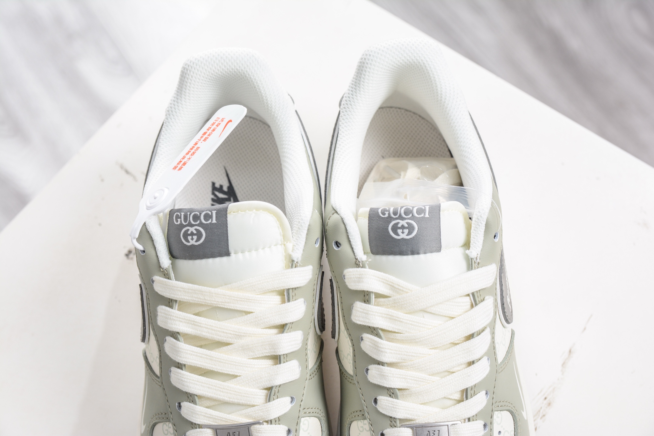 260 Gucci x NIke Air Force 1 古驰联名-米白浅绿灰勾 XS1958-621-Chinese UA Cheap High Quatity Brand Clothes Bags handbags Sneakers wholesale wholesaler seller from China Factory suppliers Fashion Clothing Shoes best Quality Beautiful Price 260 Gucci x NIke Air Force 1 古驰联名-米白浅绿灰勾 XS1958-621