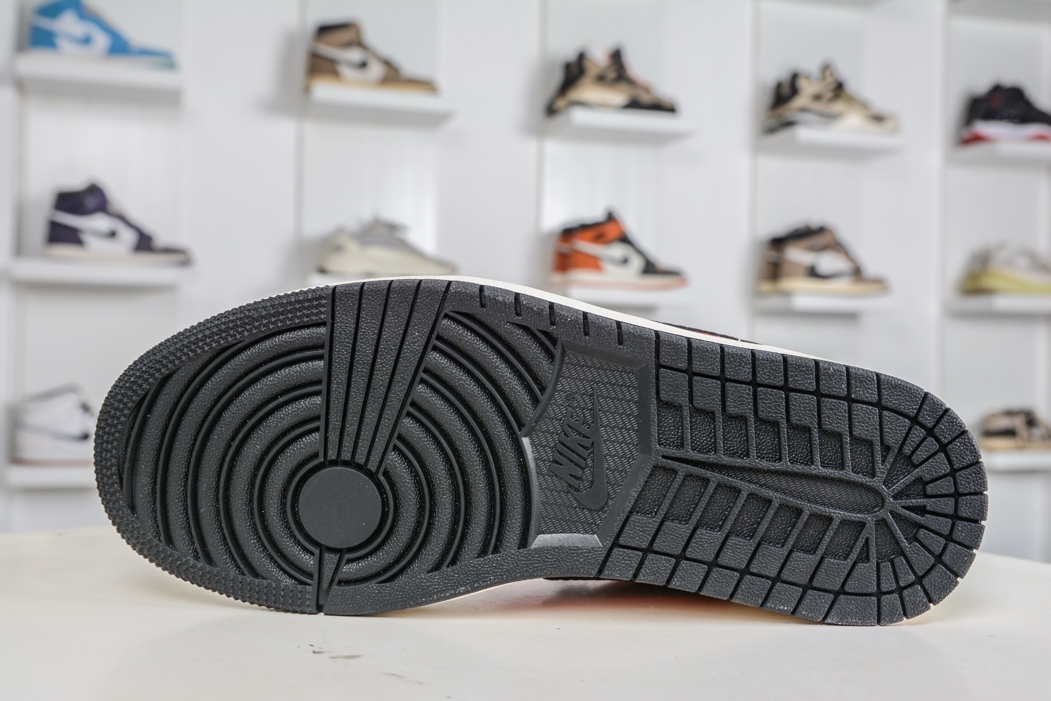 270 Nike Air Jordan 1 Low 马年限定-白红黑 FC7688-203-Chinese UA Cheap High Quatity Brand Clothes Bags handbags Sneakers wholesale wholesaler seller from China Factory suppliers Fashion Clothing Shoes best Quality Beautiful Price 270 Nike Air Jordan 1 Low 马年限定-白红黑 FC7688-203