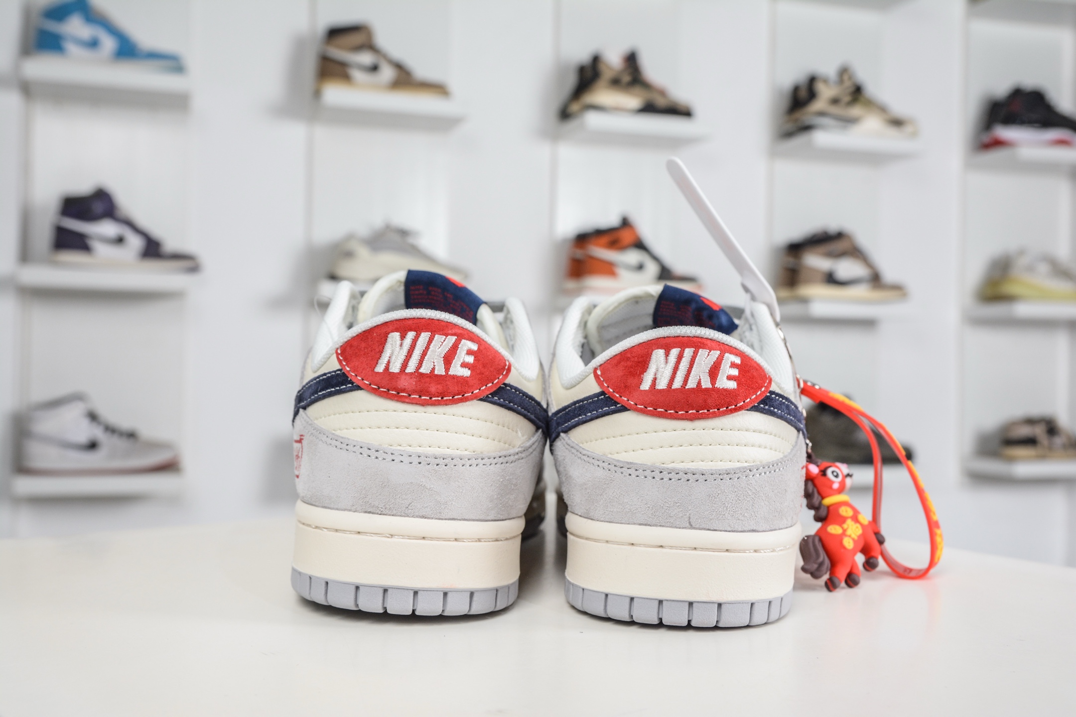 270 Nike SB Dunk Low 马年限定-米灰深蓝勾 FC1688-255