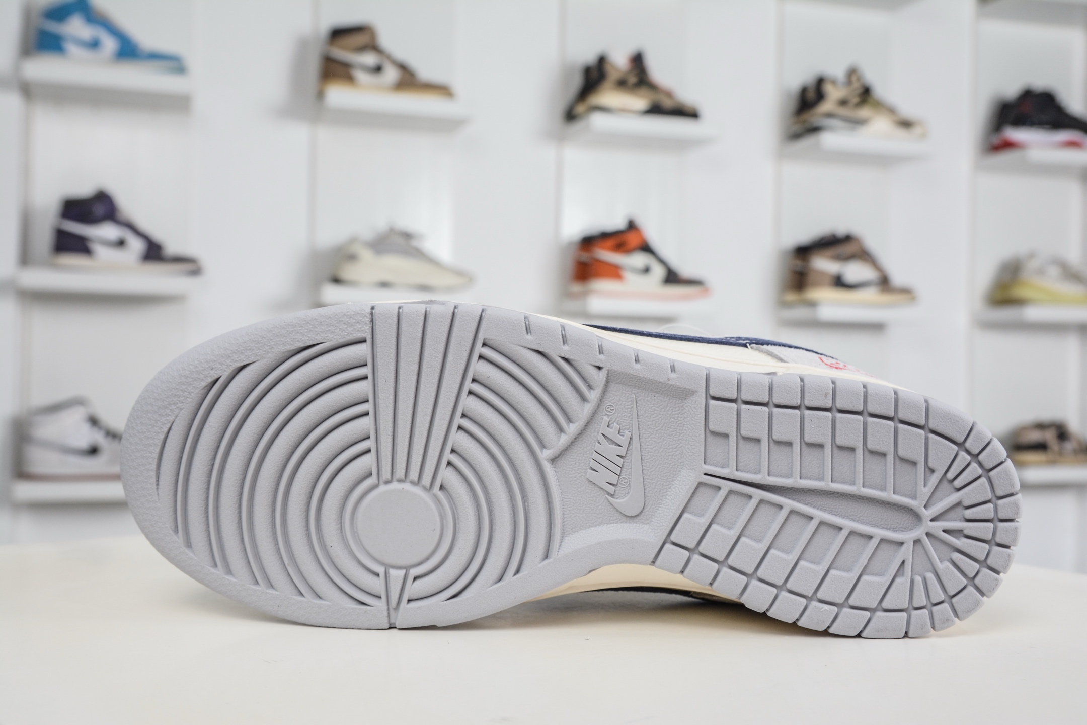 270 Nike SB Dunk Low 马年限定-米灰深蓝勾 FC1688-255