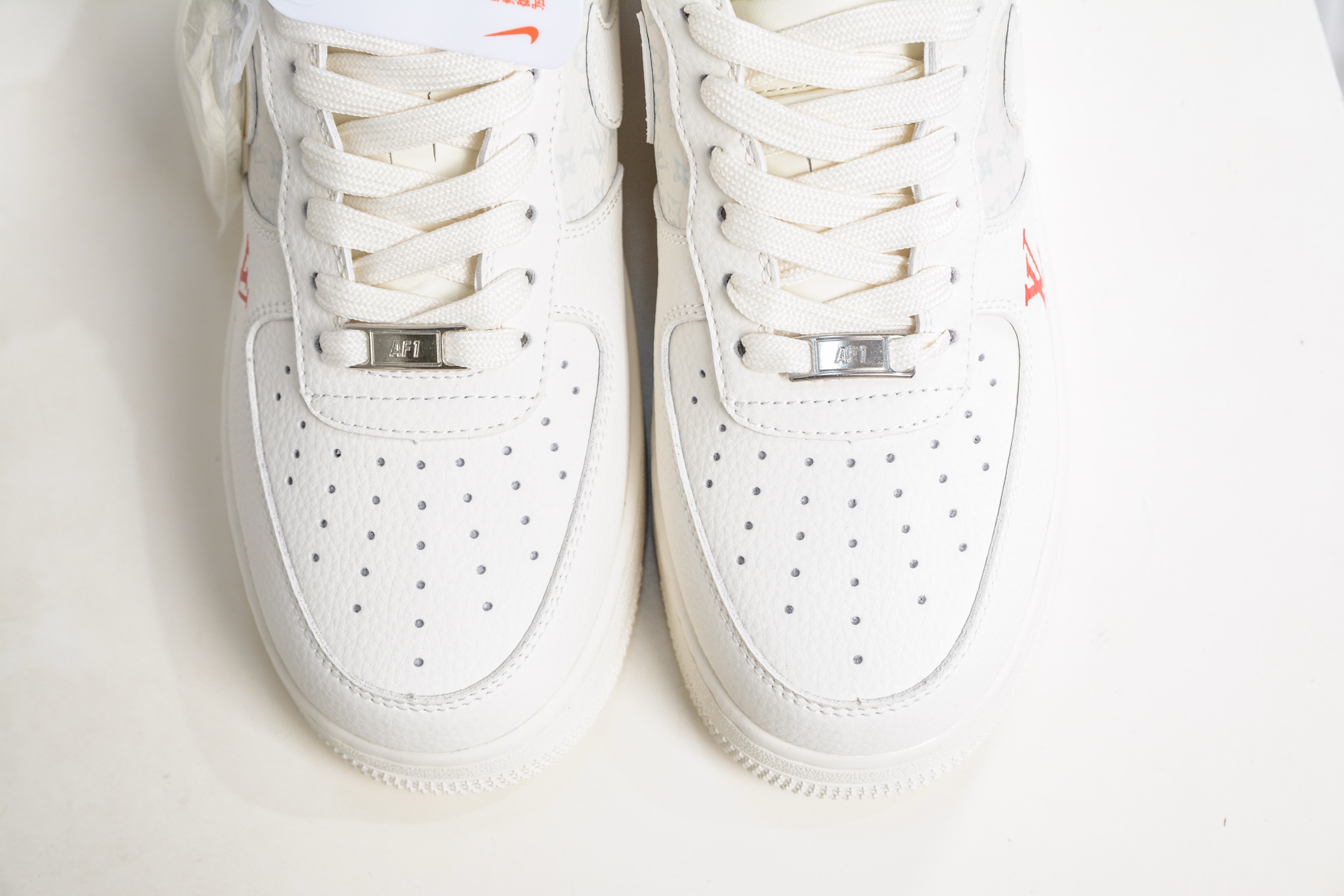260 Nike Air Force 1 Low 07 x Louis Vuitton LV联名-白红 MM3399-801