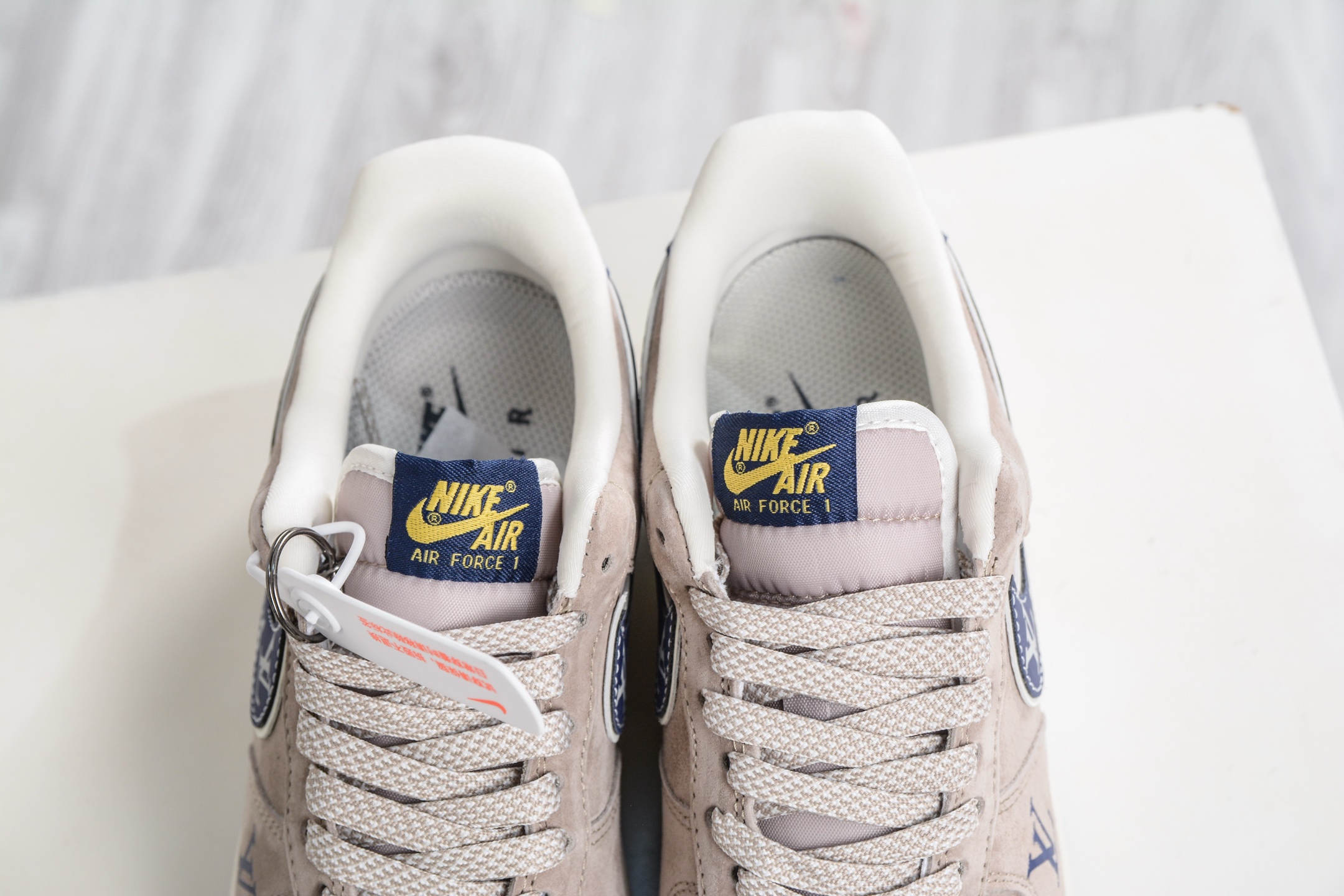 260 Nike Air Force 1 Low 07 x Louis Vuitton LV联名-灰蓝猪八 KL1688-004