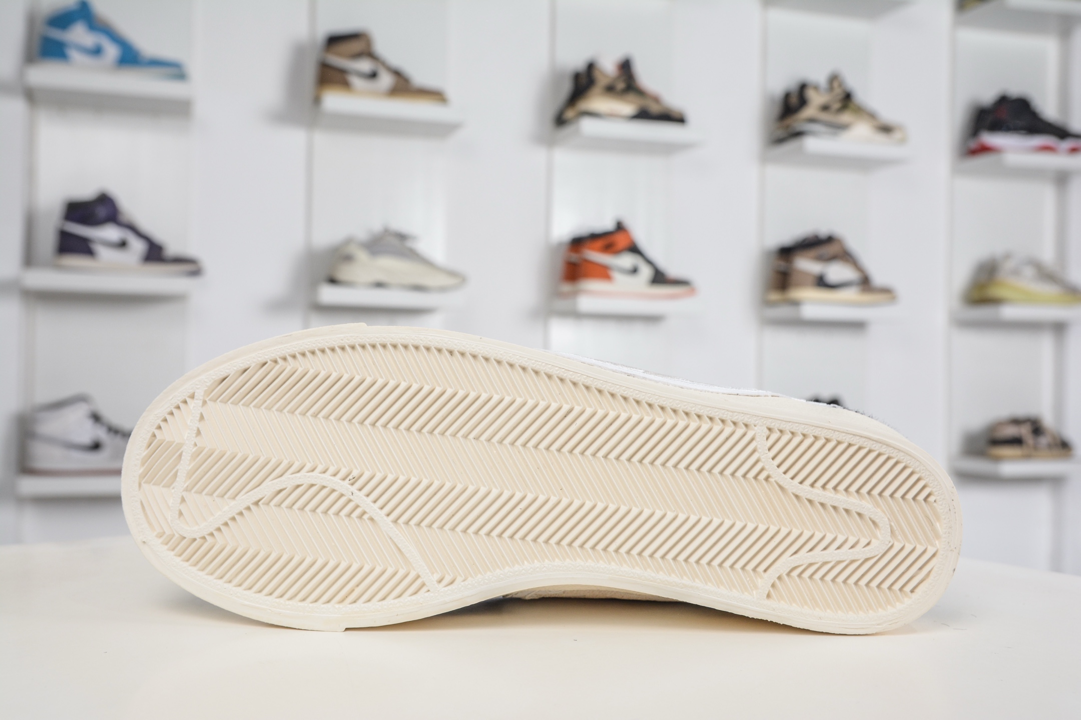 150 Nike Blazer Low ‘77 Jumbo 定制开拓者 马年联名 全新焕新升级经典 Blazer 鞋款 MN2026-001-Chinese UA Cheap High Quatity Brand Clothes Bags handbags Sneakers wholesale wholesaler seller from China Factory suppliers Fashion Clothing Shoes best Quality Beautiful Price 150 Nike Blazer Low ‘77 Jumbo 定制开拓者 马年联名 全新焕新升级经典 Blazer 鞋款 MN2026-001
