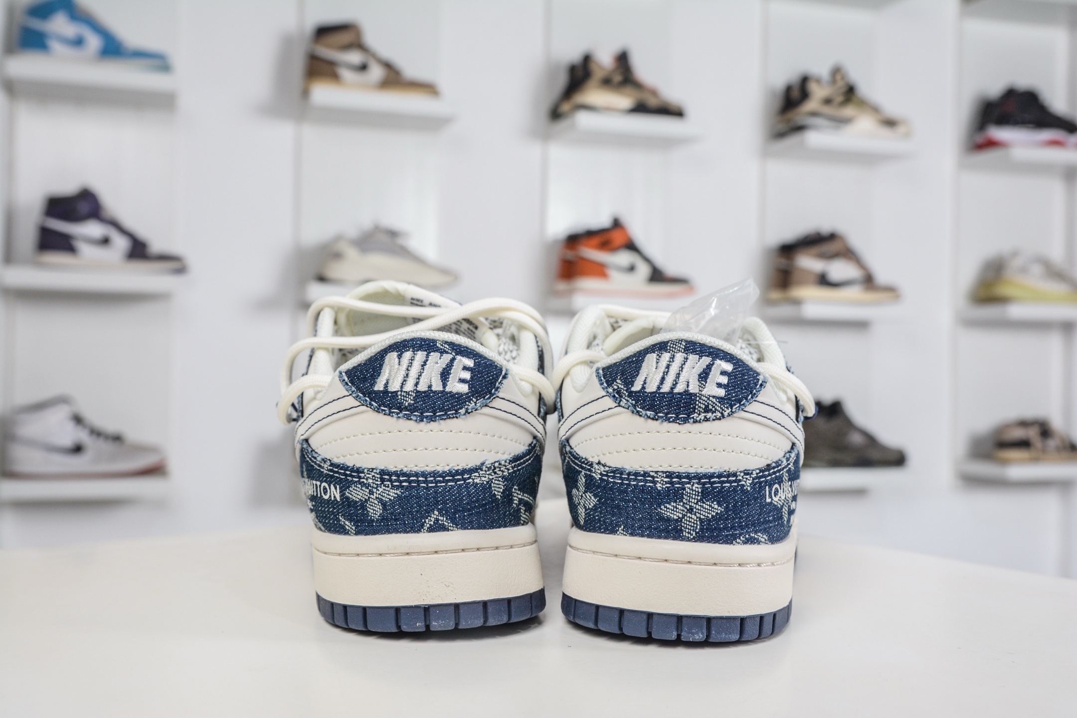 290 Nike SB Dunk Low x Louis Vuitton x Supreme SUPLV联名-白蓝帆布绑带 YX5066-397-Chinese UA Cheap High Quatity Brand Clothes Bags handbags Sneakers wholesale wholesaler seller from China Factory suppliers Fashion Clothing Shoes best Quality Beautiful Price 290 Nike SB Dunk Low x Louis Vuitton x Supreme SUPLV联名-白蓝帆布绑带 YX5066-397