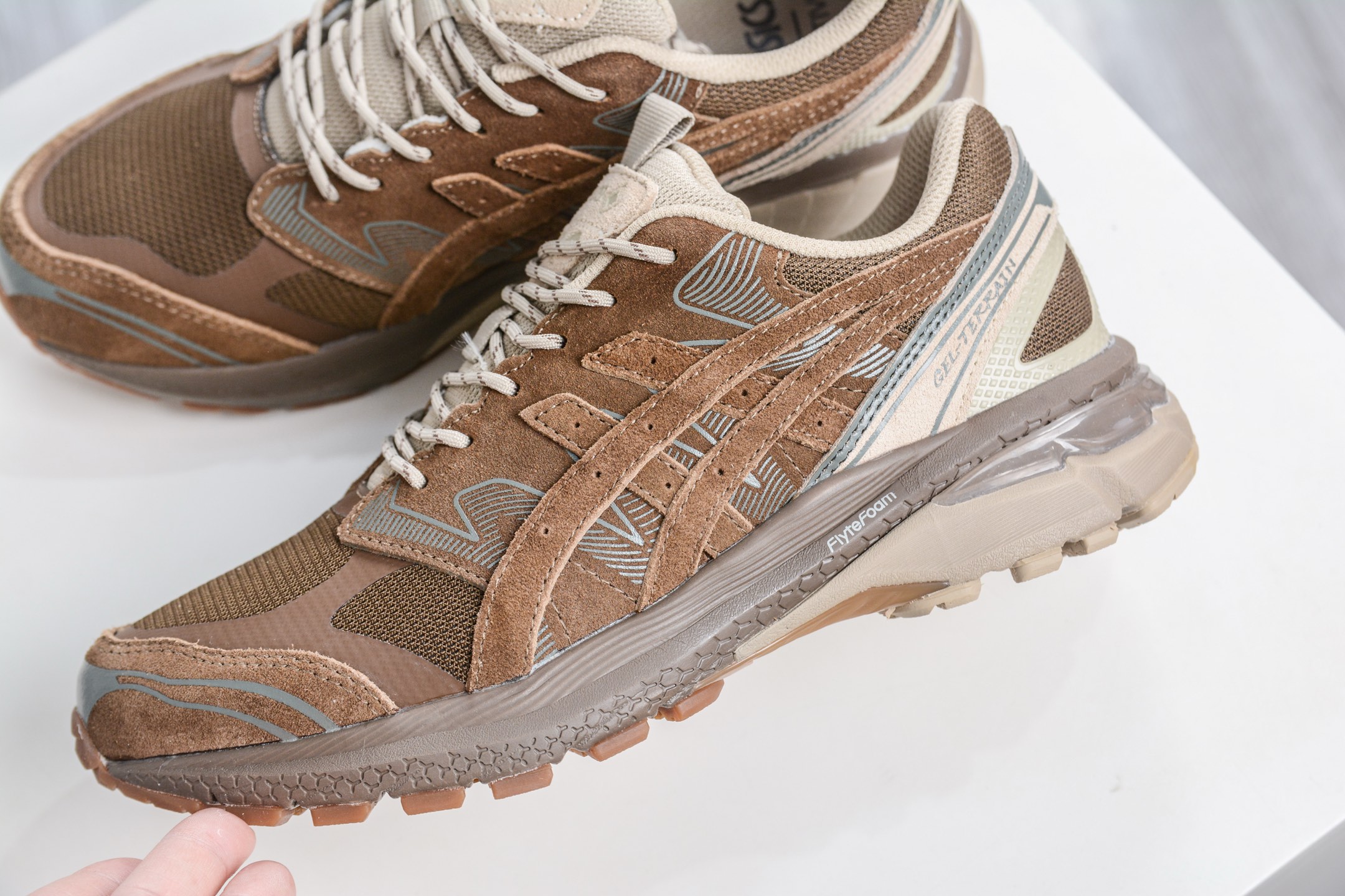 210 Nonnative x Asics Gel-Terrain GTX 亚瑟士联名款运动休闲透气专业跑鞋 1203A584-200-Chinese UA Cheap High Quatity Brand Clothes Bags handbags Sneakers wholesale wholesaler seller from China Factory suppliers Fashion Clothing Shoes best Quality Beautiful Price 210 Nonnative x Asics Gel-Terrain GTX 亚瑟士联名款运动休闲透气专业跑鞋 1203A584-200