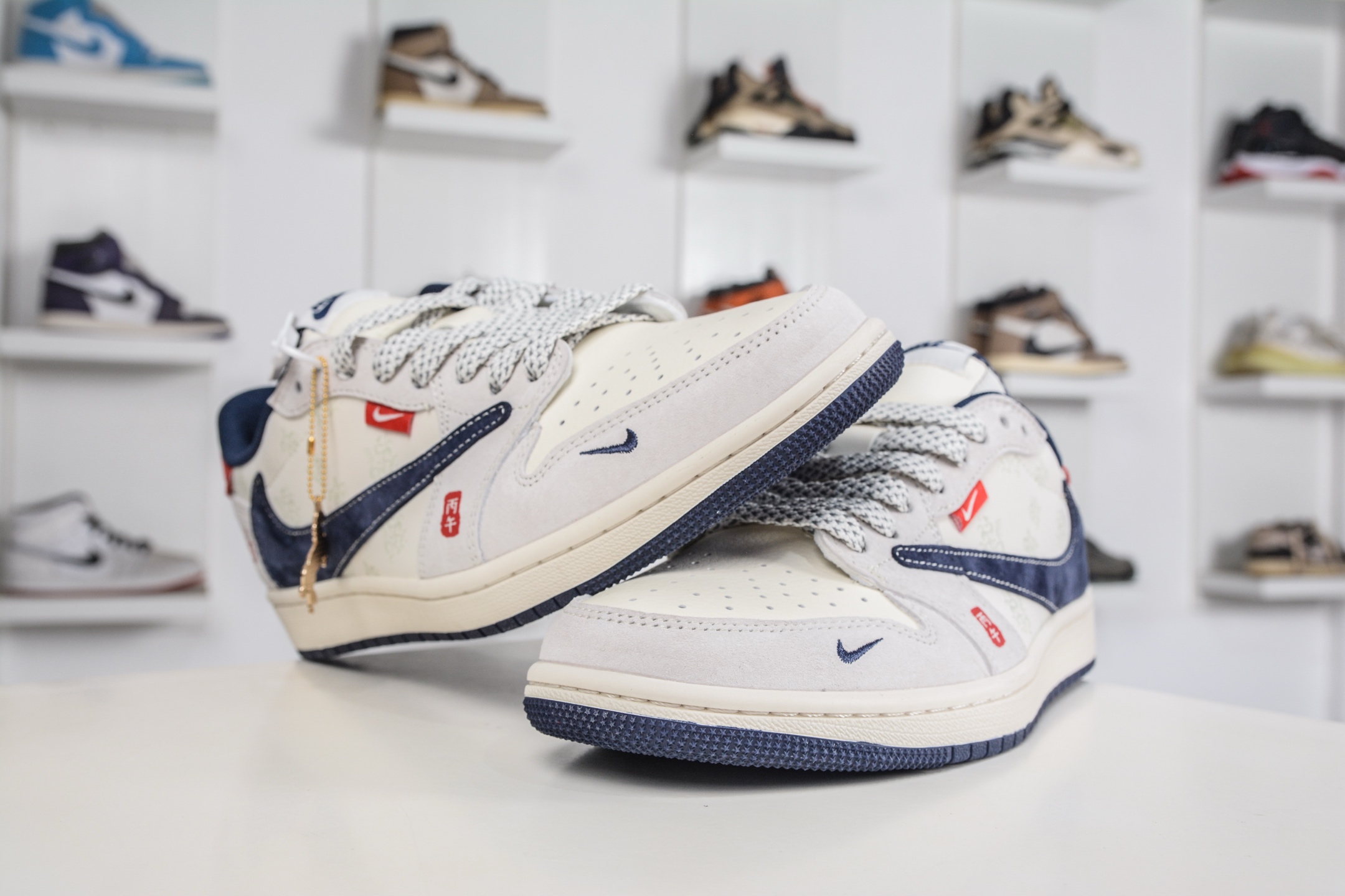 270 TS x Nike Air Jordan 1 Low 马年限定联名 米灰蓝 定制配色 YX5066-414-Chinese UA Cheap High Quatity Brand Clothes Bags handbags Sneakers wholesale wholesaler seller from China Factory suppliers Fashion Clothing Shoes best Quality Beautiful Price 270 TS x Nike Air Jordan 1 Low 马年限定联名 米灰蓝 定制配色 YX5066-414