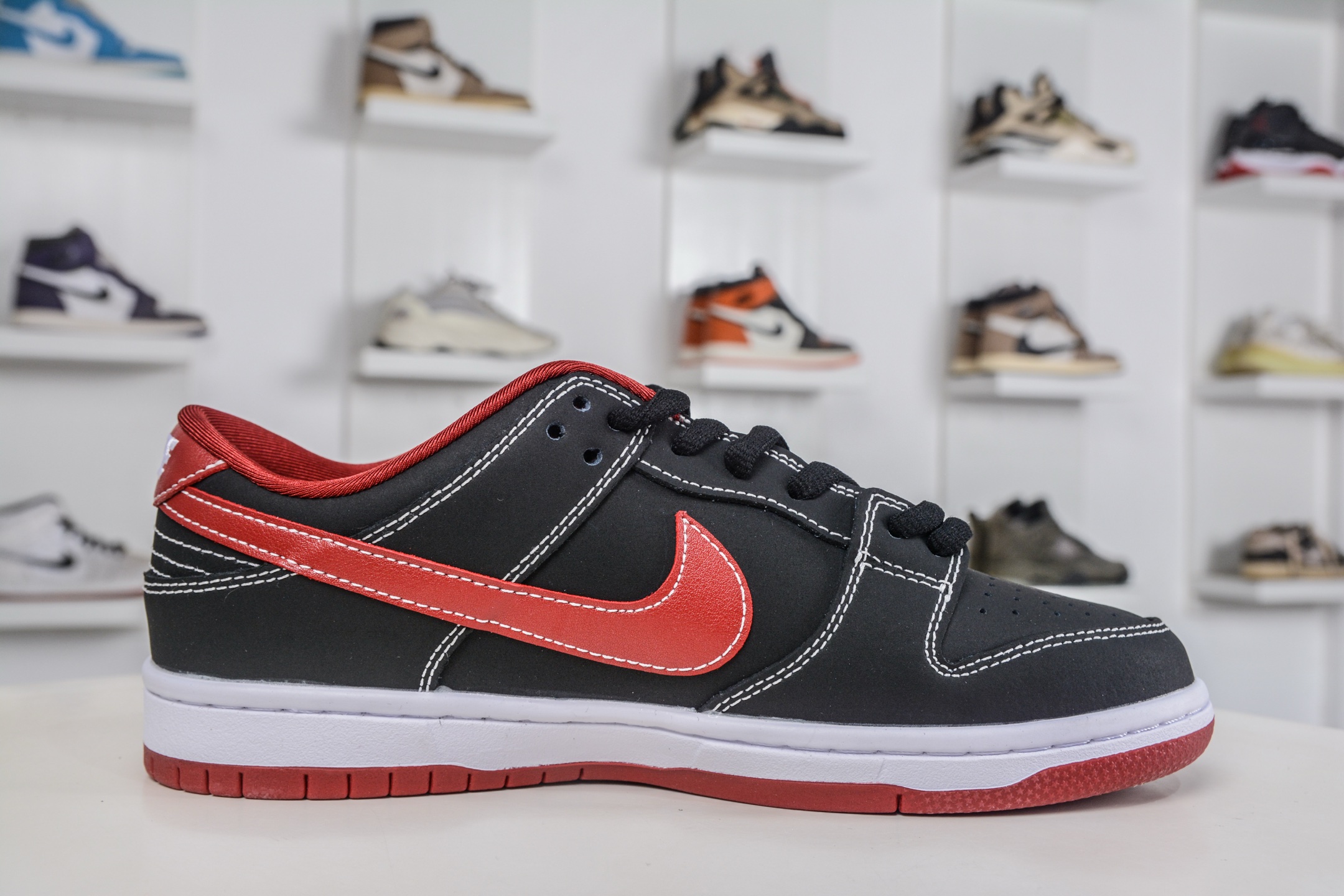 270 Nike SB Dunk Low x Superme SUP联名-黑红 AJ6817-005-Chinese UA Cheap High Quatity Brand Clothes Bags handbags Sneakers wholesale wholesaler seller from China Factory suppliers Fashion Clothing Shoes best Quality Beautiful Price 270 Nike SB Dunk Low x Superme SUP联名-黑红 AJ6817-005