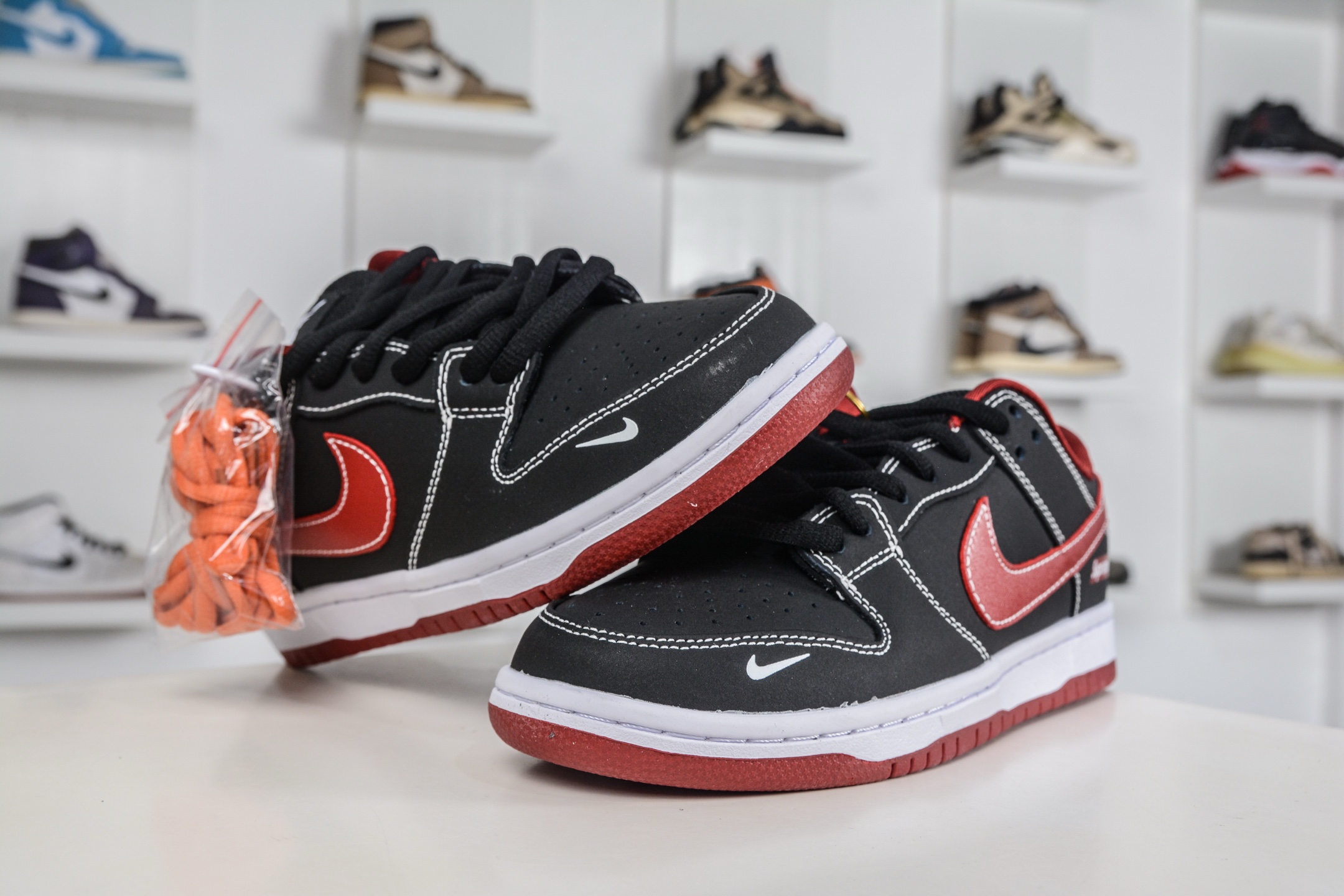 270 Nike SB Dunk Low x Superme SUP联名-黑红 AJ6817-005-Chinese UA Cheap High Quatity Brand Clothes Bags handbags Sneakers wholesale wholesaler seller from China Factory suppliers Fashion Clothing Shoes best Quality Beautiful Price 270 Nike SB Dunk Low x Superme SUP联名-黑红 AJ6817-005