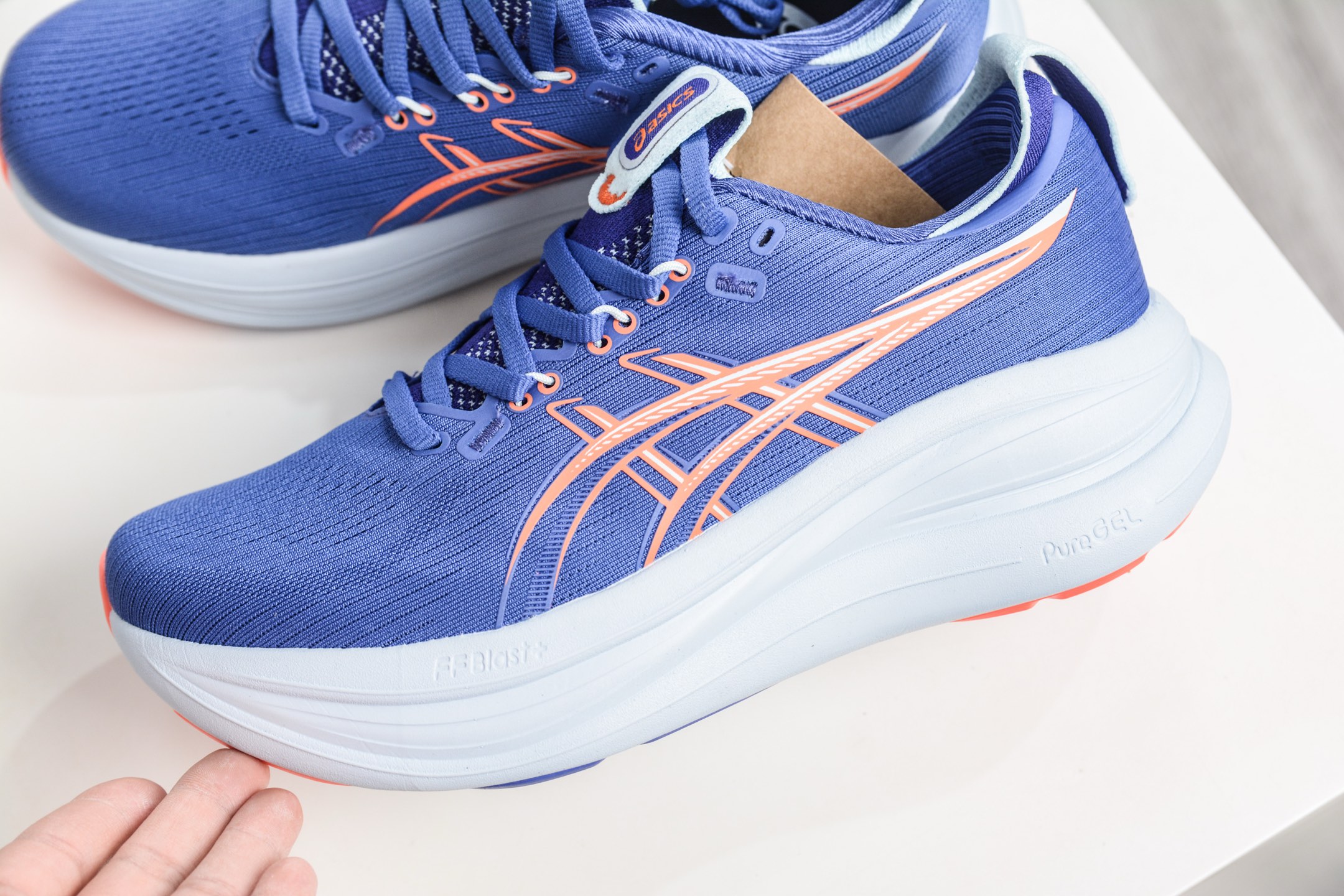 190 Asics GEL-Nimbus 28 亚瑟士缓震跑鞋 1011C127-401-Chinese UA Cheap High Quatity Brand Clothes Bags handbags Sneakers wholesale wholesaler seller from China Factory suppliers Fashion Clothing Shoes best Quality Beautiful Price 190 Asics GEL-Nimbus 28 亚瑟士缓震跑鞋 1011C127-401