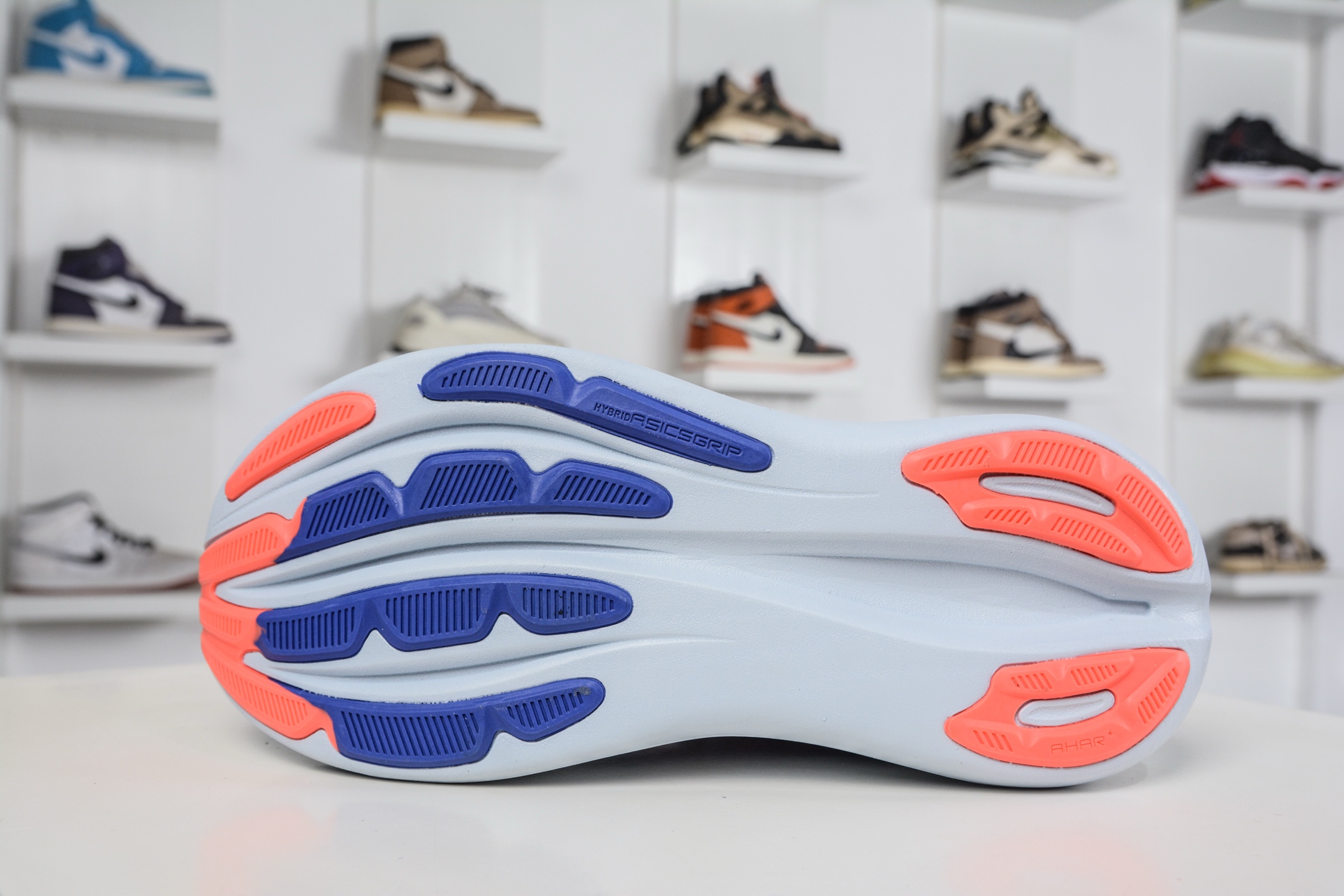 190 Asics GEL-Nimbus 28 亚瑟士缓震跑鞋 1011C127-401-Chinese UA Cheap High Quatity Brand Clothes Bags handbags Sneakers wholesale wholesaler seller from China Factory suppliers Fashion Clothing Shoes best Quality Beautiful Price 190 Asics GEL-Nimbus 28 亚瑟士缓震跑鞋 1011C127-401