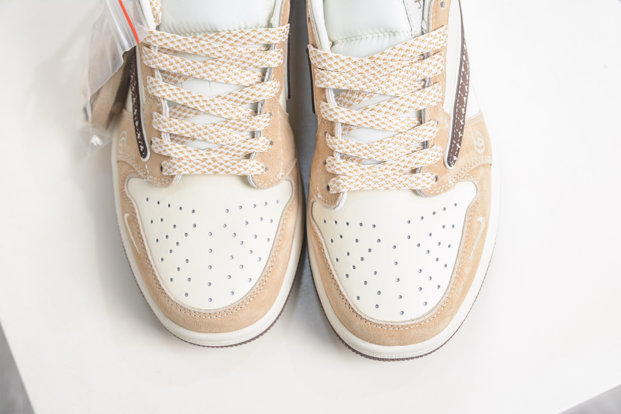 270 TS x Air Jordan x GUCCI AJ1 Low 倒钩低帮联名古驰-米棕 LD2028-075