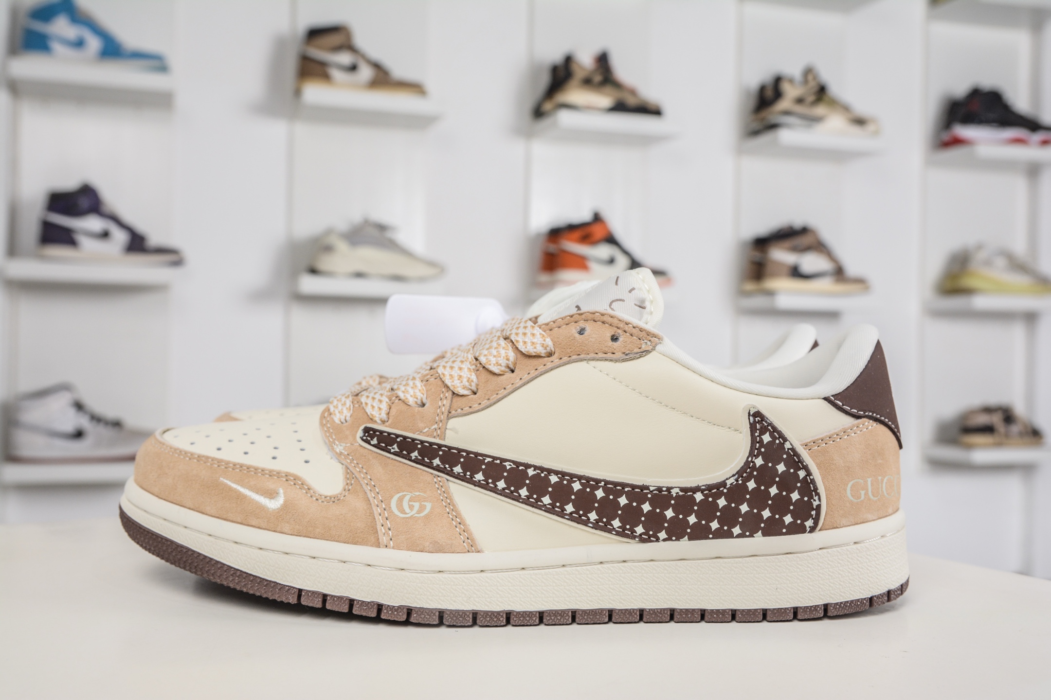 270 TS x Air Jordan x GUCCI AJ1 Low 倒钩低帮联名古驰-米棕 LD2028-075