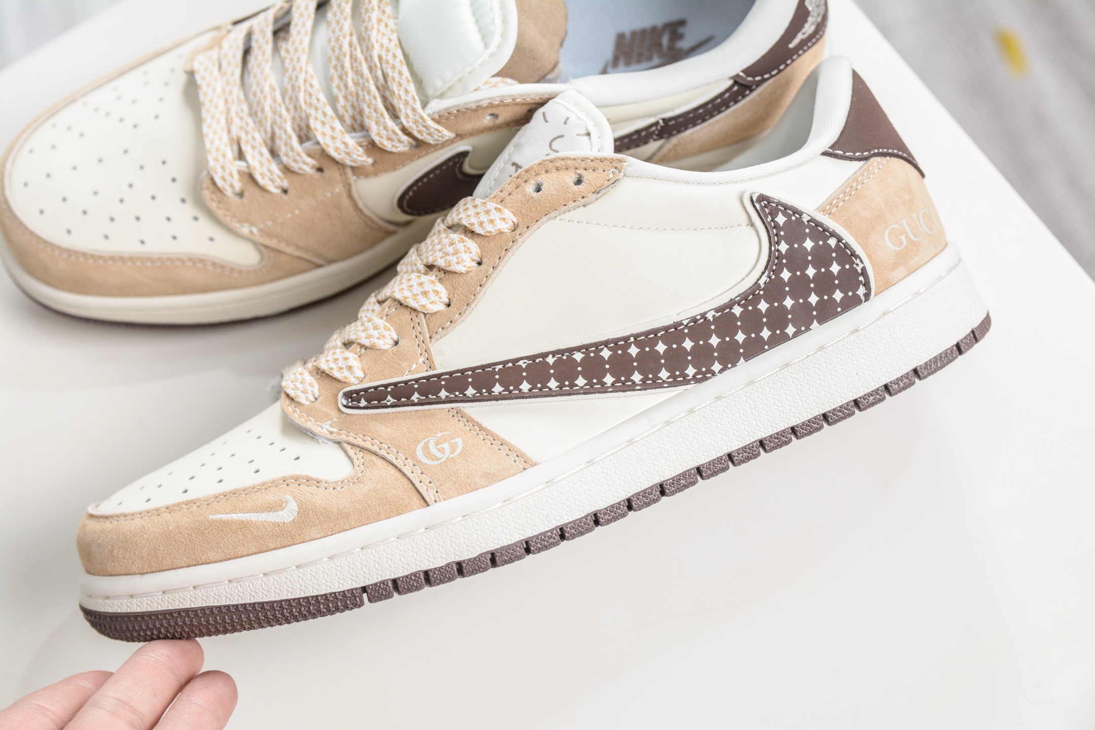 270 TS x Air Jordan x GUCCI AJ1 Low 倒钩低帮联名古驰-米棕 LD2028-075