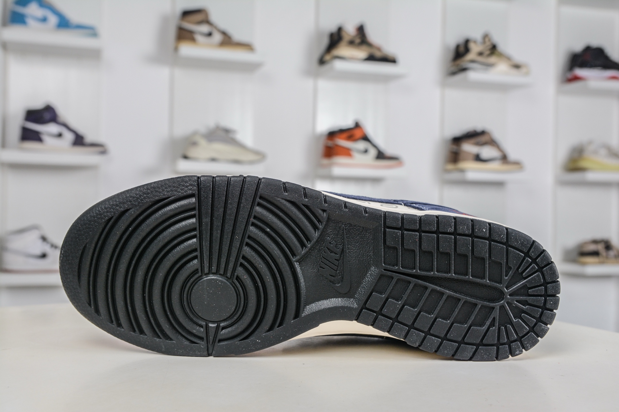 Nike SB Dunk Low 马年限定联名-米白红藏青 HG0026-011-Top High Quatity Cheap Sneakers Fashion Clothing Clothes Bags handbags Shoes of all Brand wholesale With The best Quality And Beautiful Price from China Factory Chinese suppliers wholesaler seller Nike SB Dunk Low 马年限定联名-米白红藏青 HG0026-011