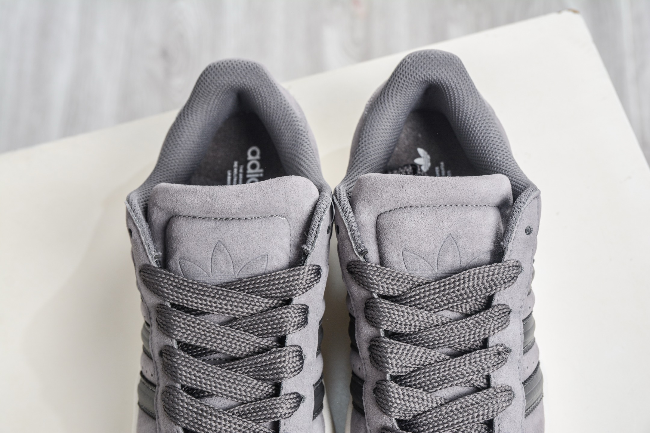 Adidas Superstar 2 ST 面包鞋 3.0贝壳头低帮休闲板鞋 KI3564-Top High Quatity Cheap Sneakers Fashion Clothing Clothes Bags handbags Shoes of all Brand wholesale With The best Quality And Beautiful Price from China Factory Chinese suppliers wholesaler seller Adidas Superstar 2 ST 面包鞋 3.0贝壳头低帮休闲板鞋 KI3564