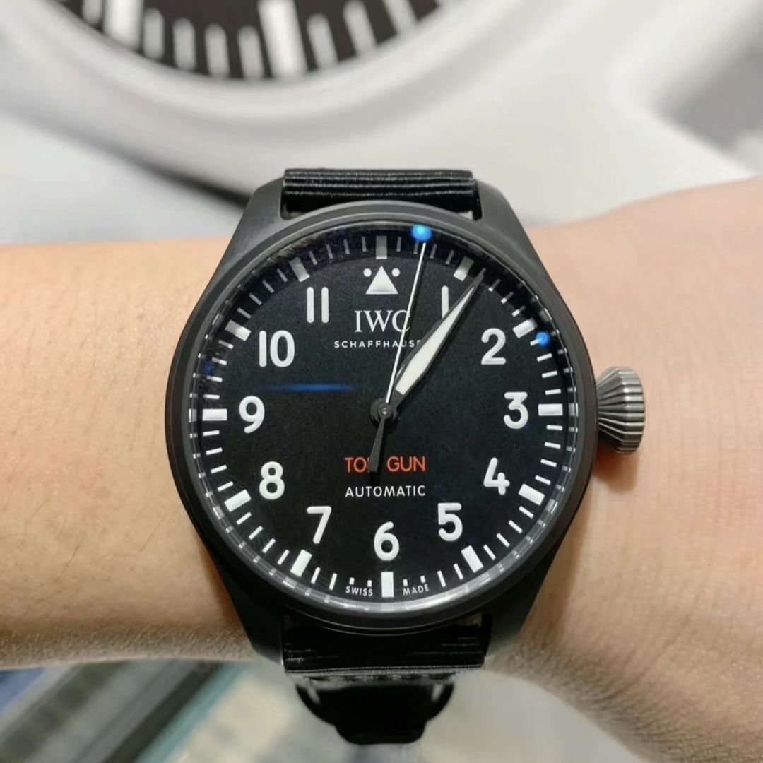 IWC 탑건 블랙 세라믹 시계 42529 이미지 5