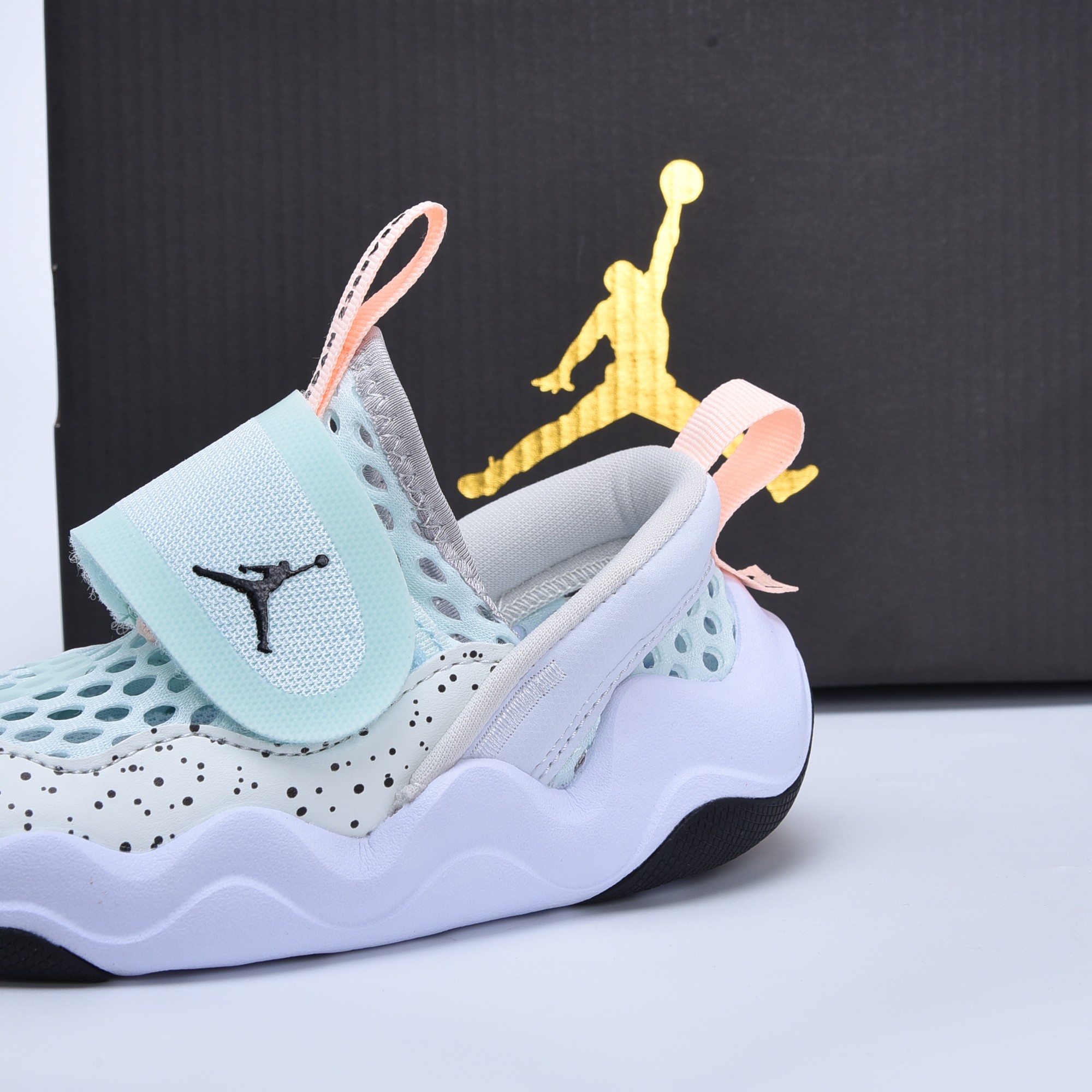 图片[6]-乔丹小鲨鱼大网孔4301薄荷绿24-37-选品中心