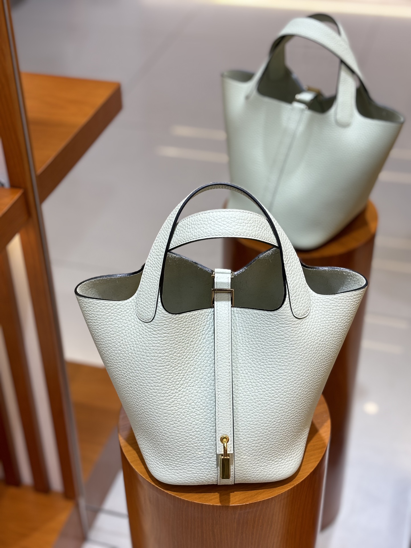 Hermes Style Green Leather Bag Lookbook Reference image 1
