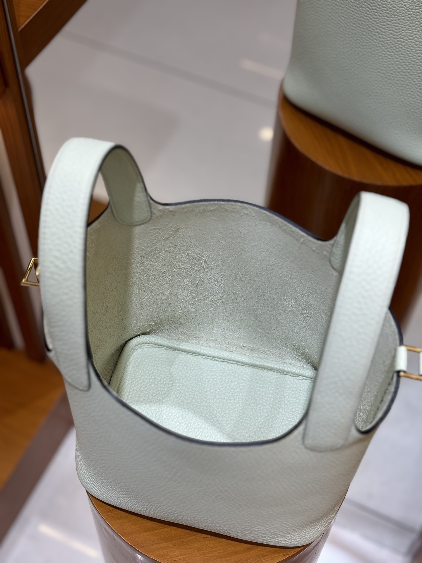 Hermes Style Green Leather Bag Lookbook Reference image 2