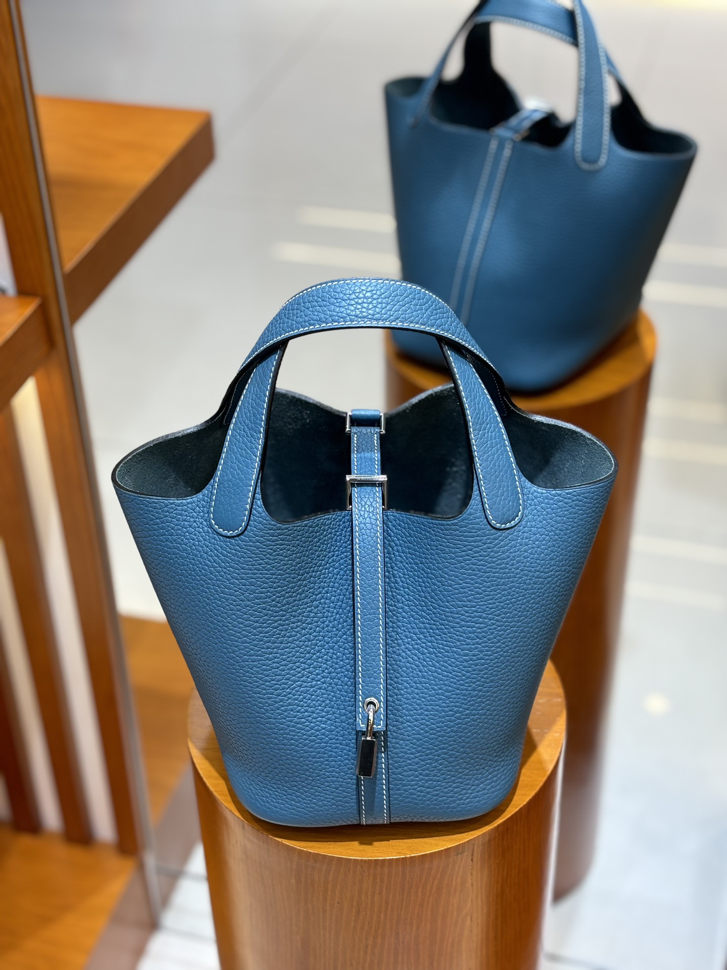 Hermes Style Blue Leather Bag Lookbook Reference image 1