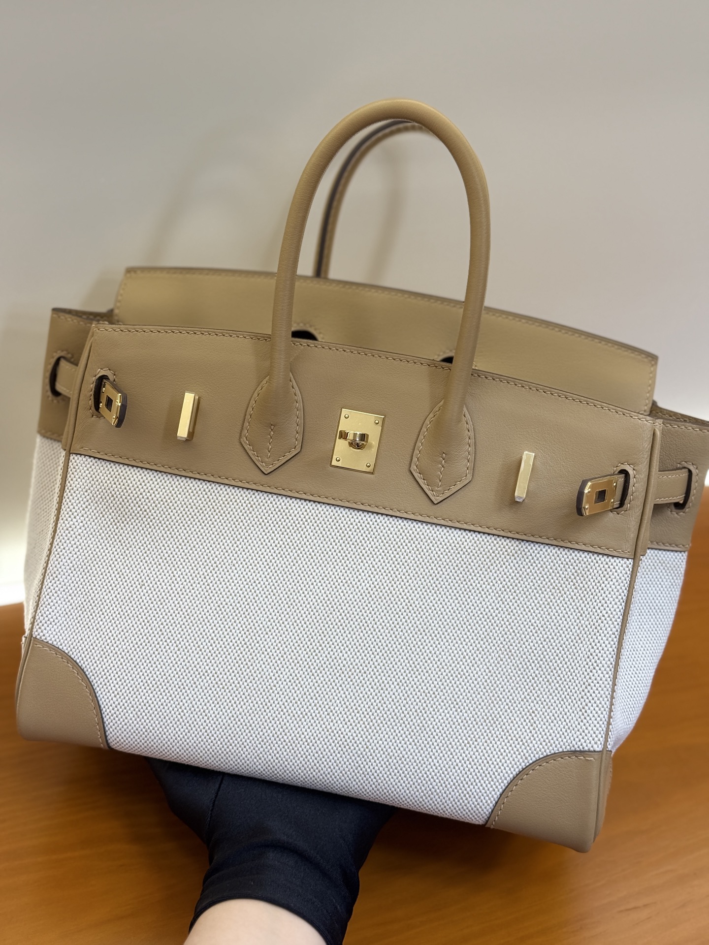 Hermès Birkin 25/30cm Pre-owned Swift Leather & Canvas Bag - Milk Tea 8 i1743579582494 1264 0 6