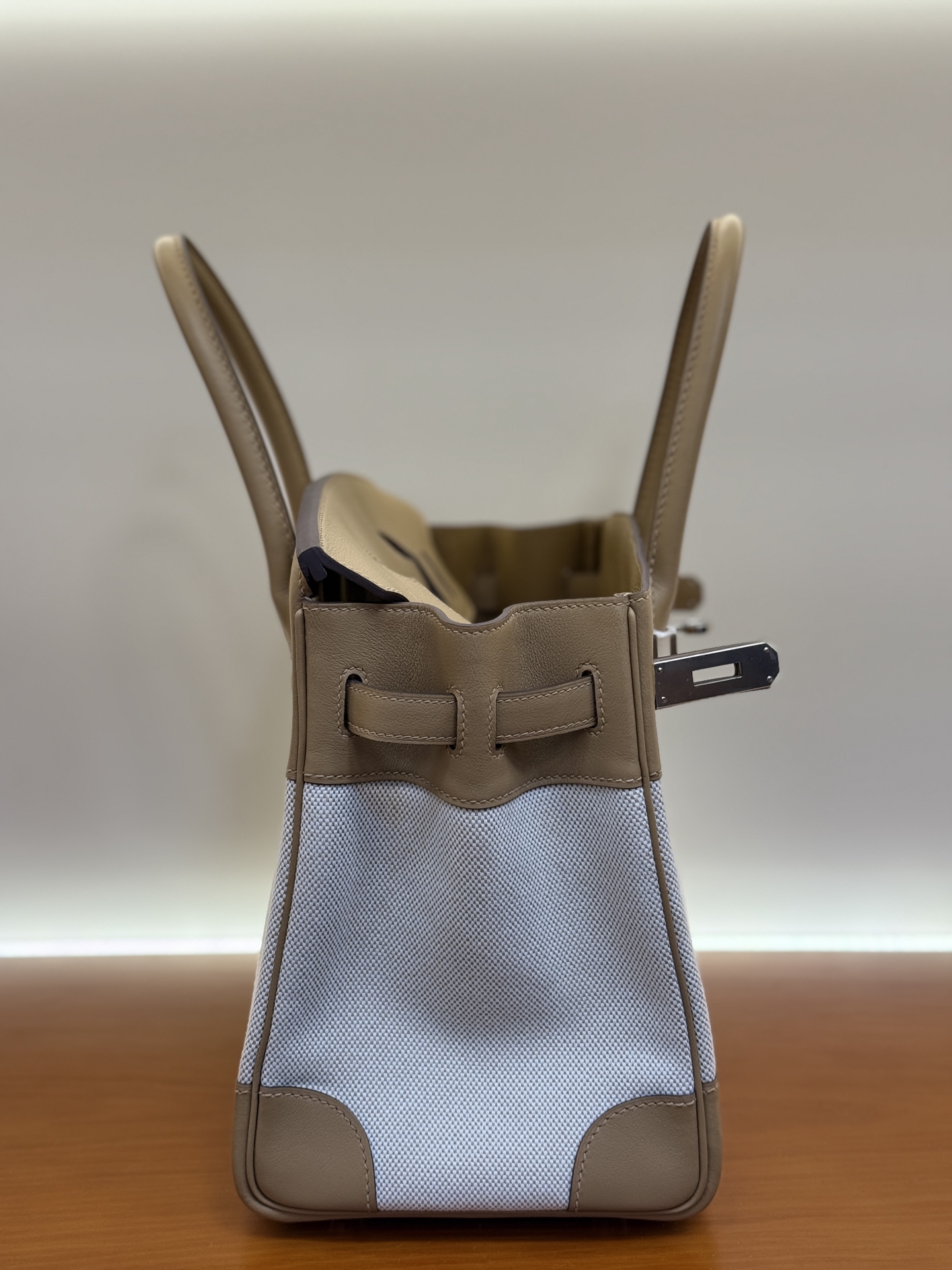 Hermès Birkin 25/30cm Pre-owned Swift Leather & Canvas Bag - Milk Tea 3 i1743579584797 7926 0 1