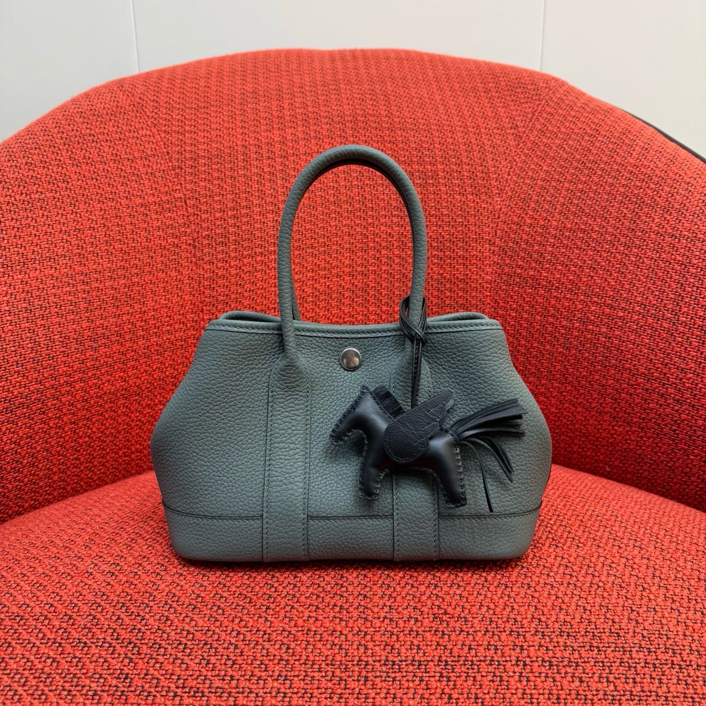 Hermès Almond green