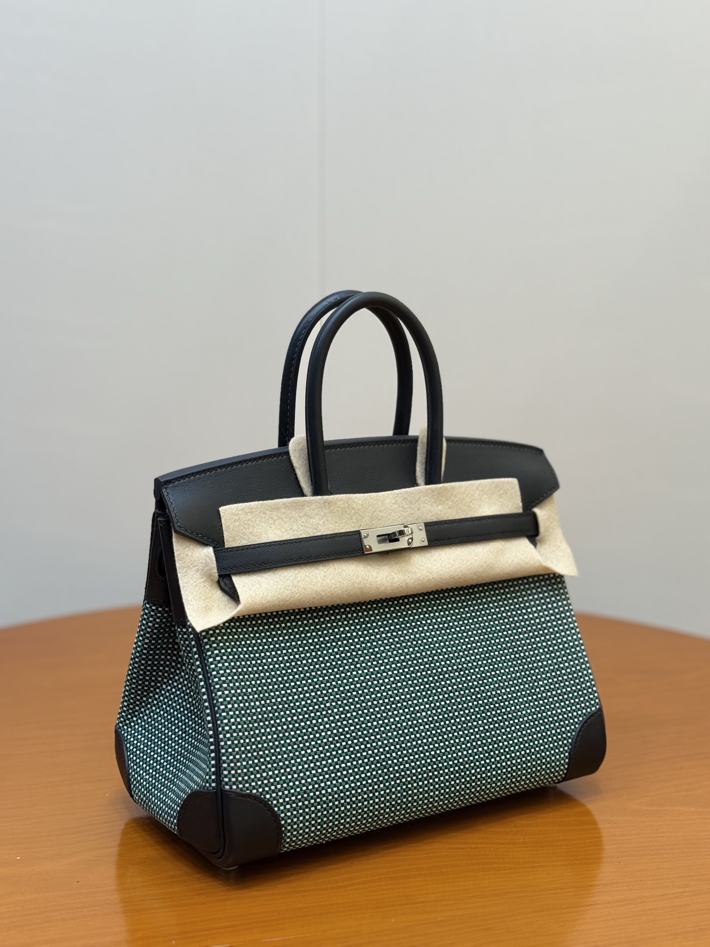 Hermès Birkin 25cm Mint Green Waffle Canvas Bag with Silver Hardware 2 i1753330382149 112 0 5