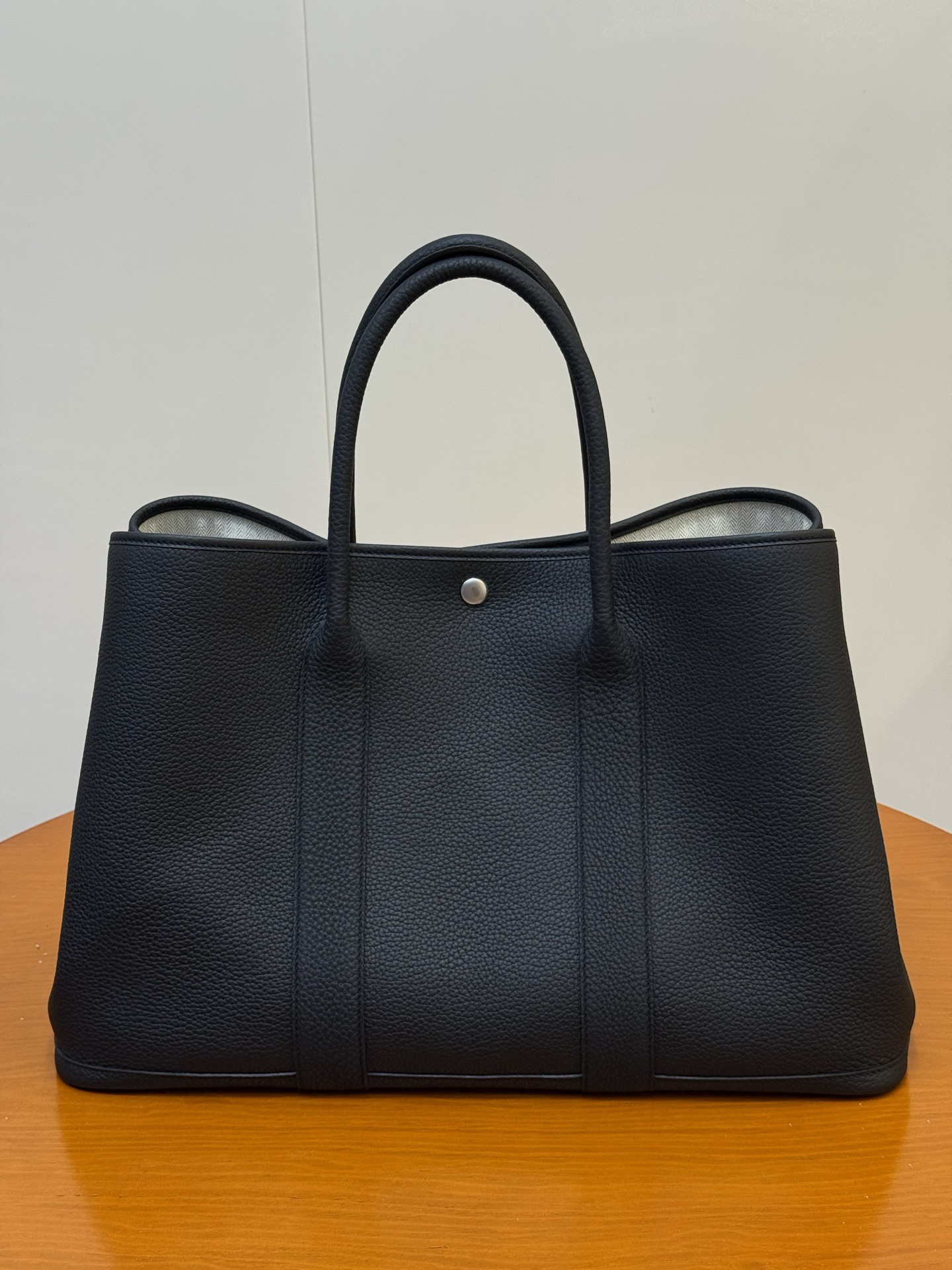 NO:763919,Black Garden Arty 45CM Garden Bag NTogo Full Leather Dimensions Length 45x Depth 31x Width 20cm Low-key and high-end Suitable for commuting and traveling, Hermes, hermes, Hermes,19860909黑色 Garden arty 45CM花园包 NTogo 全皮 尺寸长45x 深31x 宽20厘米 低调且高端 通勤出行都适用,爱马仕,hermes,Hermes,,Bag