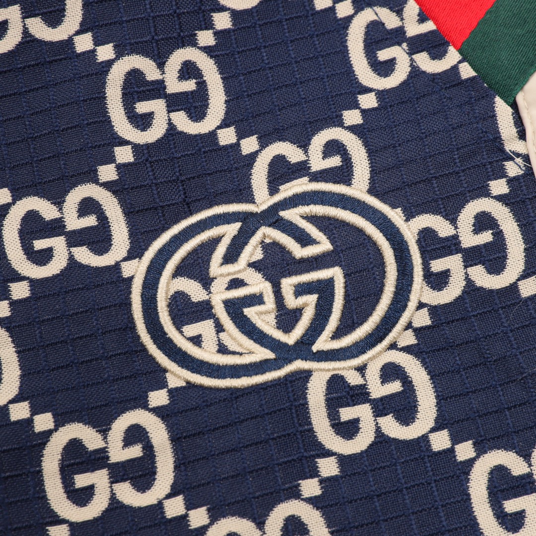 💰140
GUCCI/古驰 蓝色双GG提抽绳松紧腰短裤
Size：XS-L
