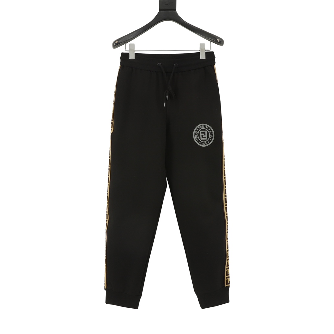 Fendi/Fendi 25FW Pantalones largos con cinta lateral y logo FF grande. Se distingue de los productos comunes del mercad…