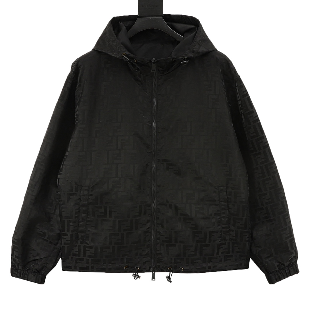Fendi/Fendi Chaqueta con cremallera de doble cara y bordado de letras. La tela es un original personalizado, una tela d…
