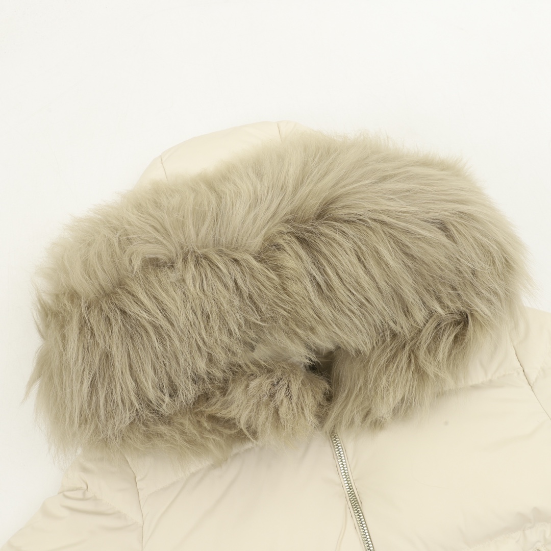 MONCLER/蒙口MC Laichefur连帽短款羽绒夹克外套 白鸭绒填充黑色/米白