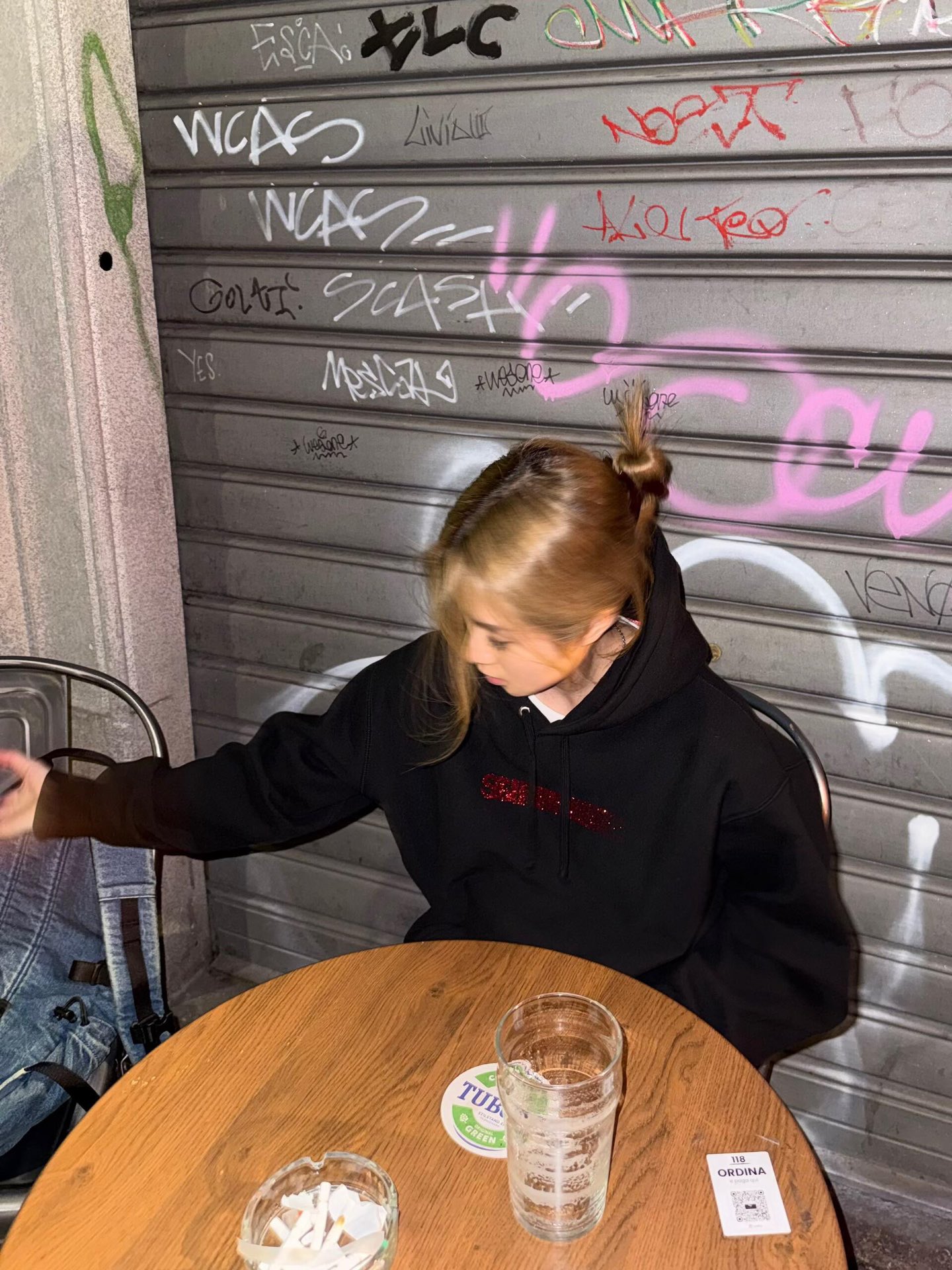 ￼ Supreme X Swarovski Motion Logo Hooded Sweatshirt 施华洛世奇联名款水钻幻影Logo连帽卫衣 上身效果#