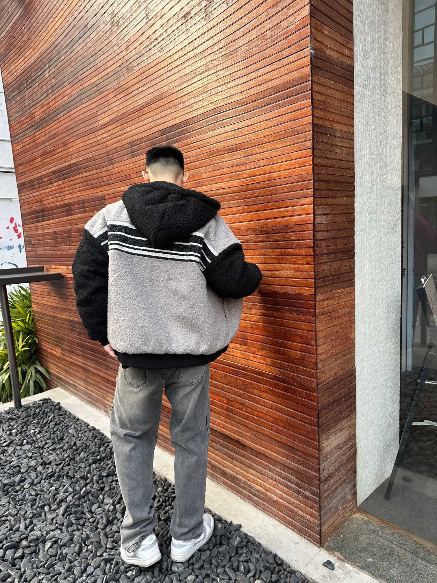 _dje9sm8FRdGwg0U-dhqyQQW3GV2XrTfI6AGK95A