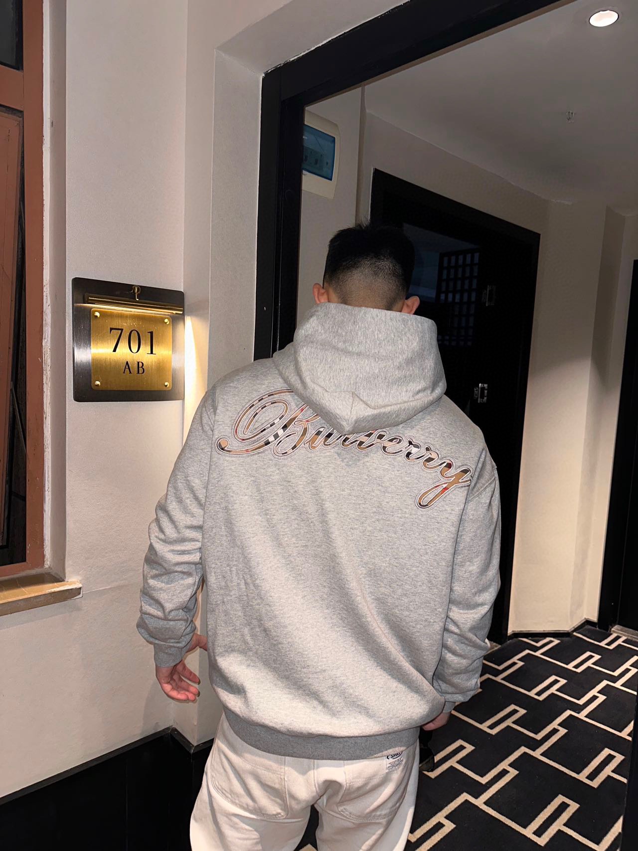 _ddq9s0entDXnEAkWMMcLooEoL1IIDjBZB1AW5Dw