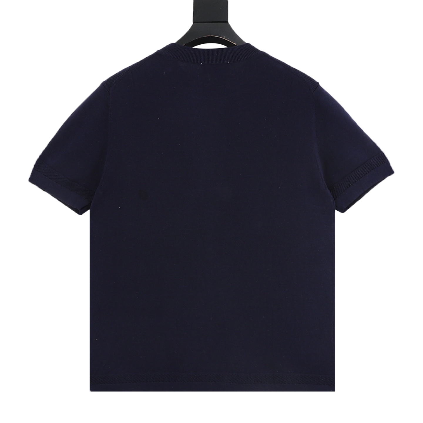 Berluti 经典款Thebor胸前刺绣桑蚕丝棉针织短袖-莆田鞋,莆田鞋货源,高仿鞋,高仿鞋货源,安福档口,莆田高仿鞋,莆田鞋批发,高仿鞋批发,莆田高仿运动鞋,高仿运动鞋,莆田运动鞋 Berluti 经典款Thebor胸前刺绣桑蚕丝棉针织短袖