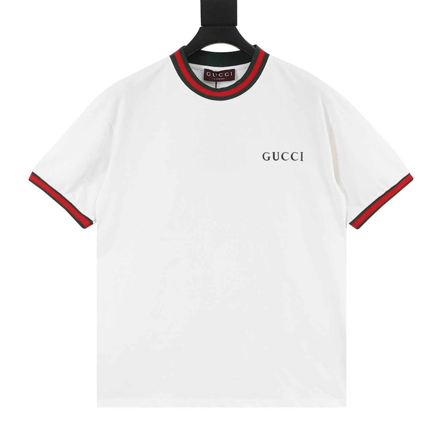 Gucci/古驰 字母刺绣红绿罗纹短袖 轻奢主义 男女日常通勤穿搭必备单品 正确版本 欢迎对比 详细特征 · 320克100% 纯棉双纱汗布面料 · 同缸定染特种加粗32支双股1X1螺纹 · 进口田岛机器刺绣平绣字母logo · 定制螺纹撞色红绿搭配 · 双针车线跨缝工艺 · 原版主唛水洗吊牌品牌防潮纸包装 颜色:黑色/白色