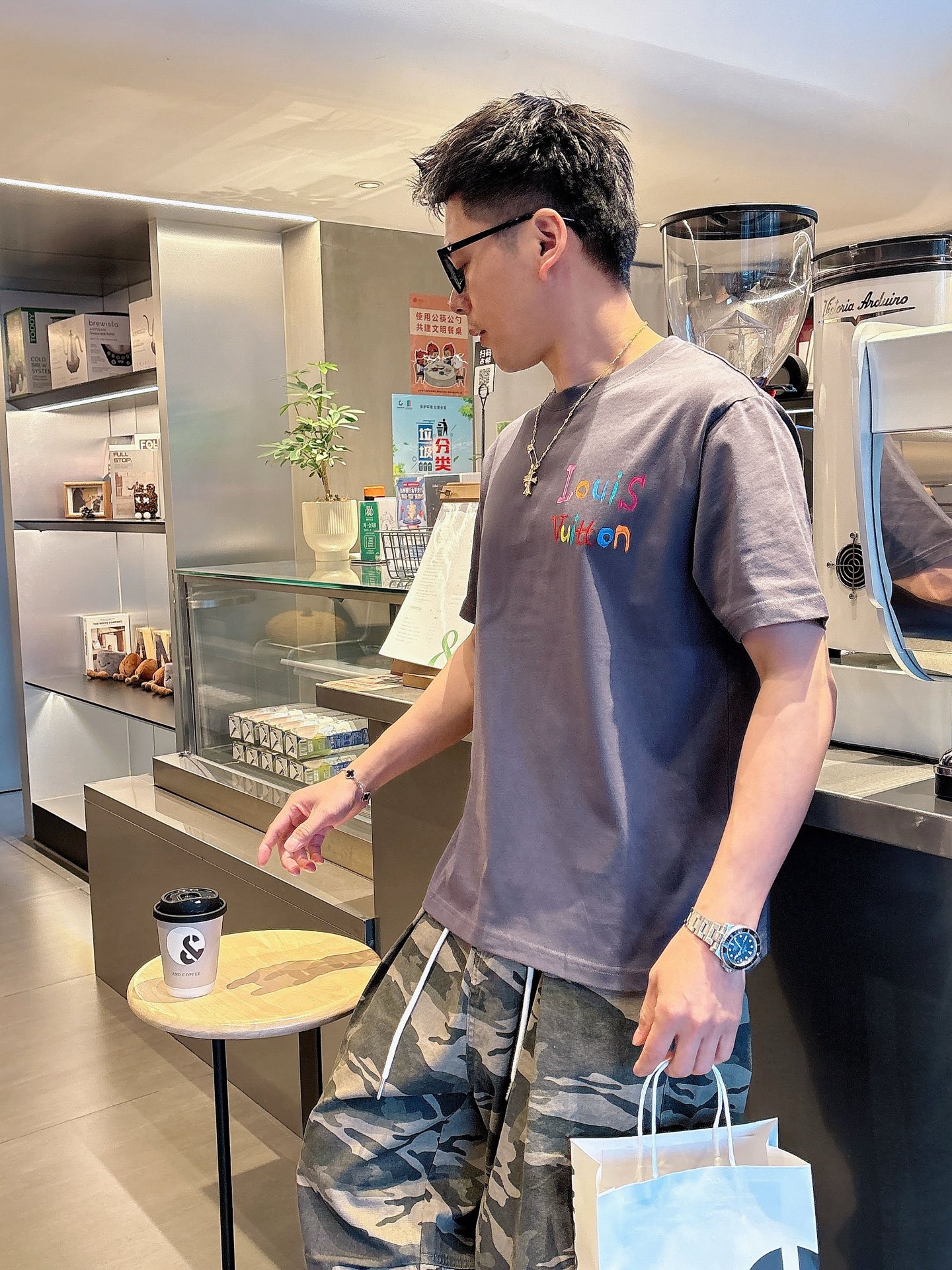  新品蛇年限定款   ‼️‼️全新方式演绎精湛工艺,奢华的邂逅充满活力的线条 2025SS 春夏新品 🆕