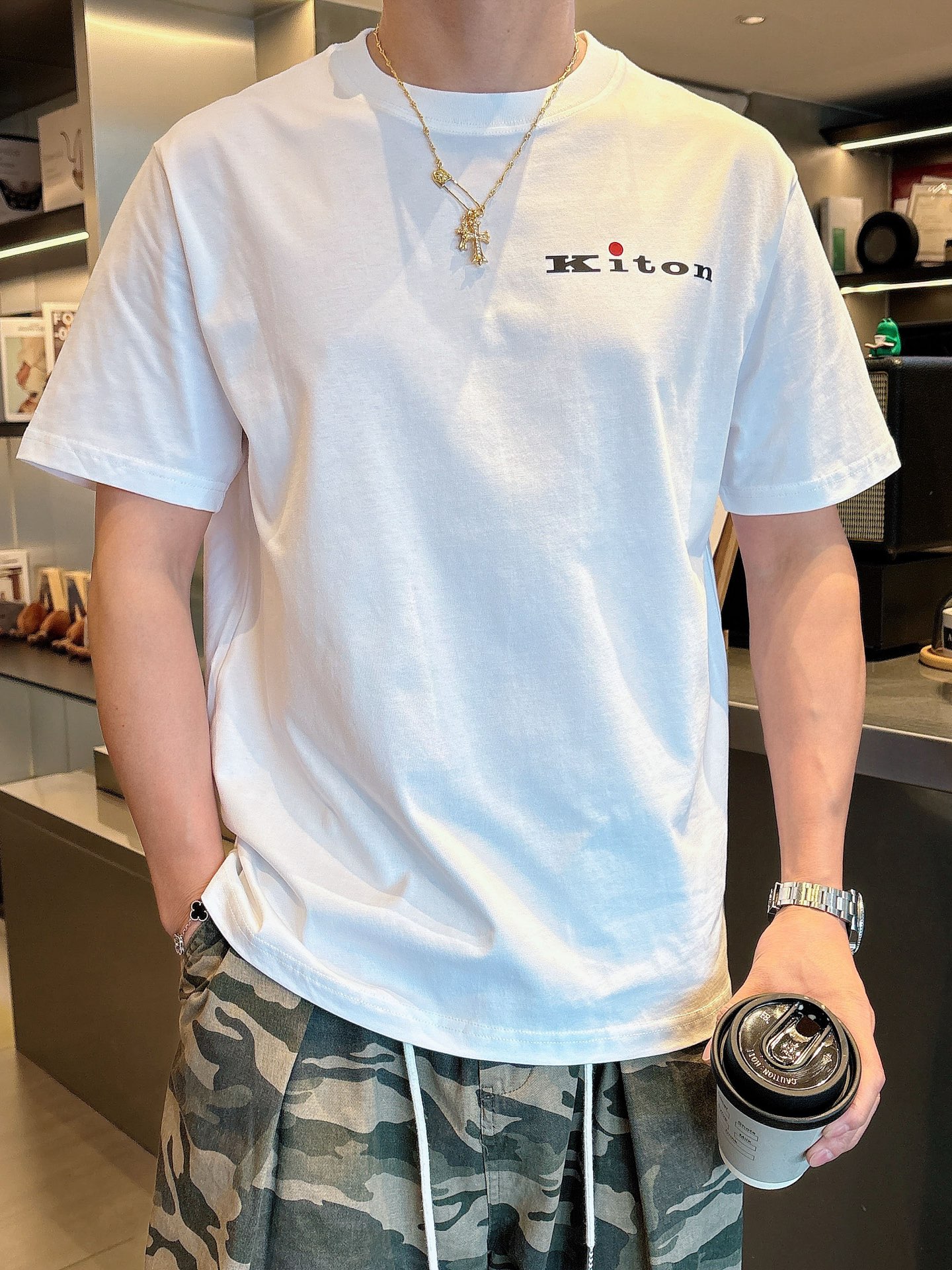  KITON#  2025春夏新款首发专柜最新款短袖圆领T恤 高端订制 设计前卫时尚！品牌logo重工艺