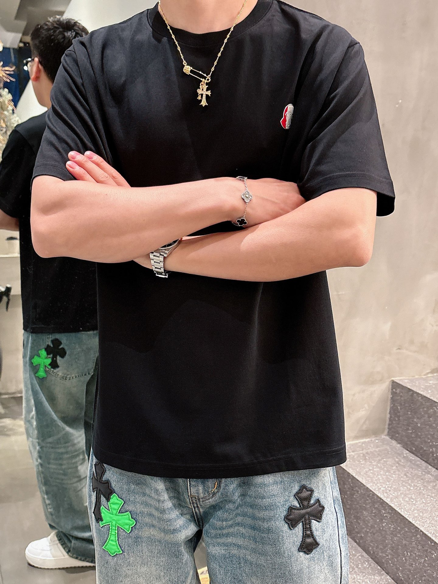  📣📣📣蒙口2025早春新款男女同款👫短袖T恤，专柜同步发售！定制专属纯棉面料，定制原版工艺螺纹，胸前重