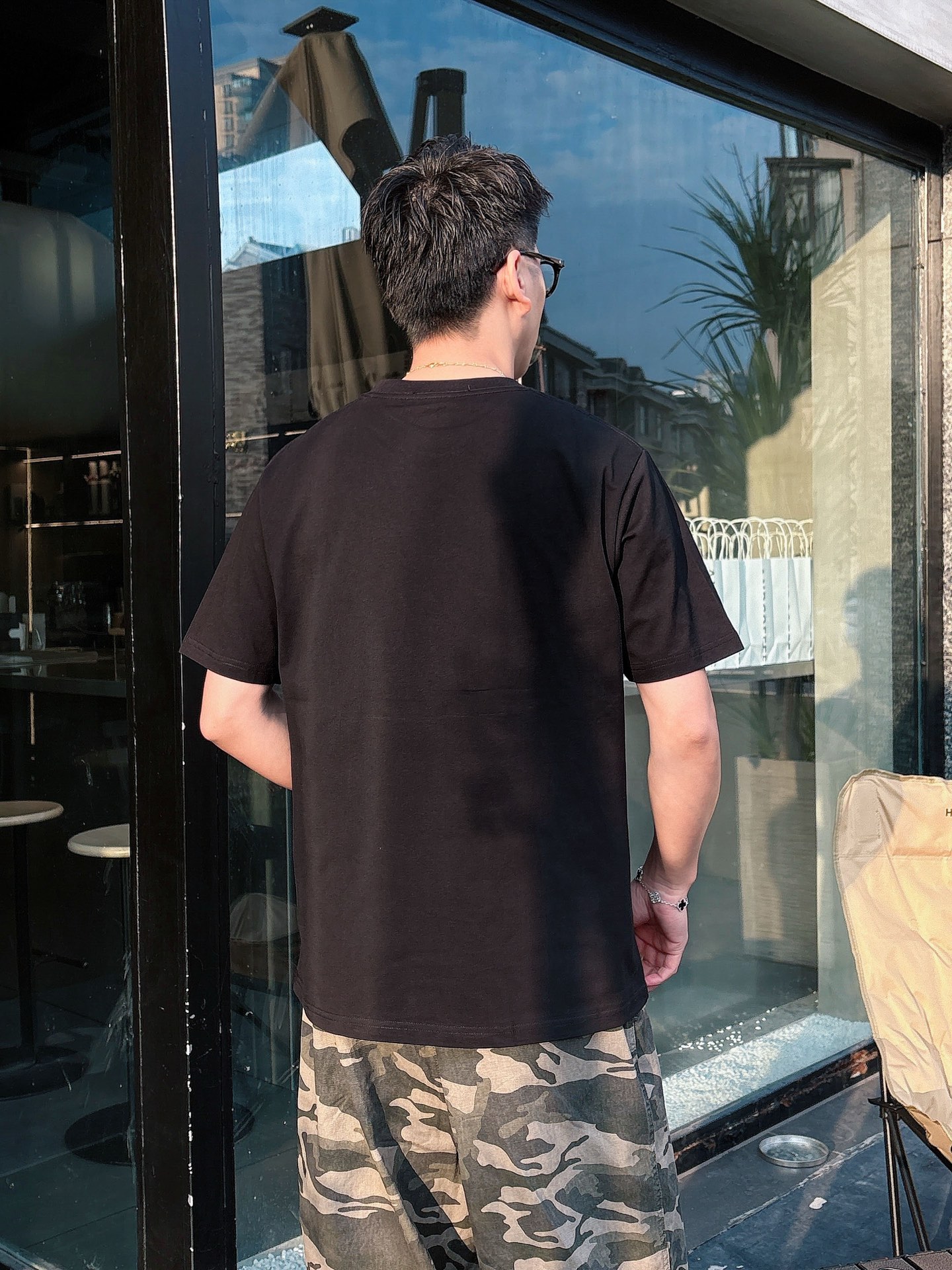  KITON#  2025春夏新款首发专柜最新款短袖圆领T恤 高端订制 设计前卫时尚！品牌logo重工艺