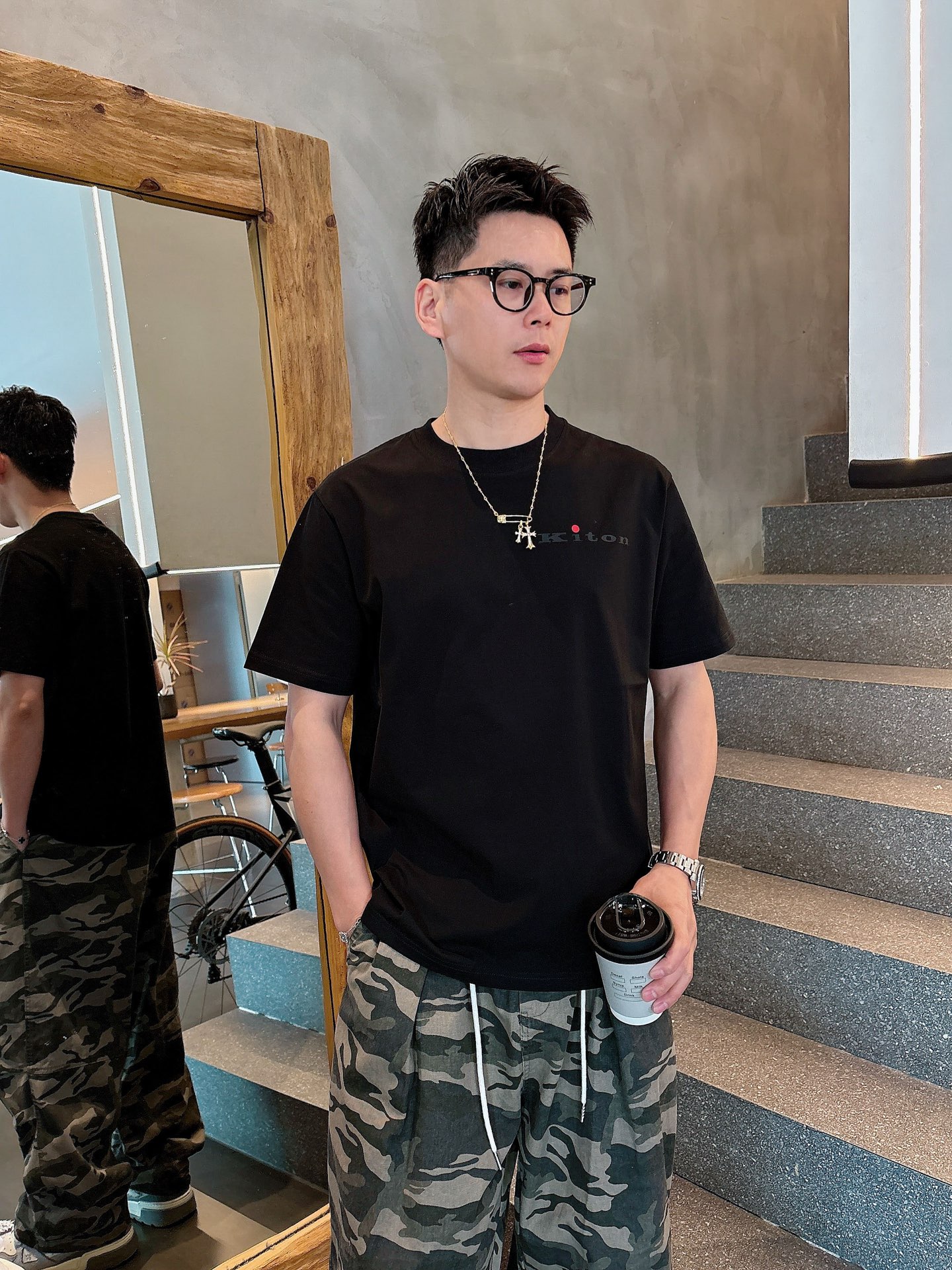  KITON#  2025春夏新款首发专柜最新款短袖圆领T恤 高端订制 设计前卫时尚！品牌logo重工艺