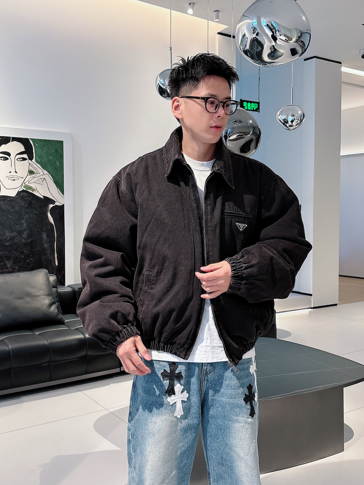 模特图高版本 PRAD 新款🌟经典三角徽标洗水做旧牛仔棉衣外套🔥洗水效果完美还原 细节对版 百搭爆款💥💥