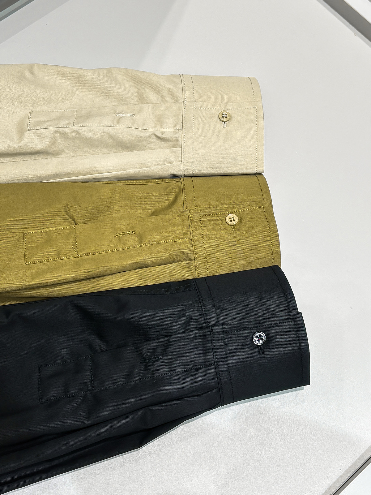 合照细节 巴宝莉休闲长袖衬衫，贸易公司渠道货，100%纯正血统，24年早秋新品，高端泰国代工出品，经典常